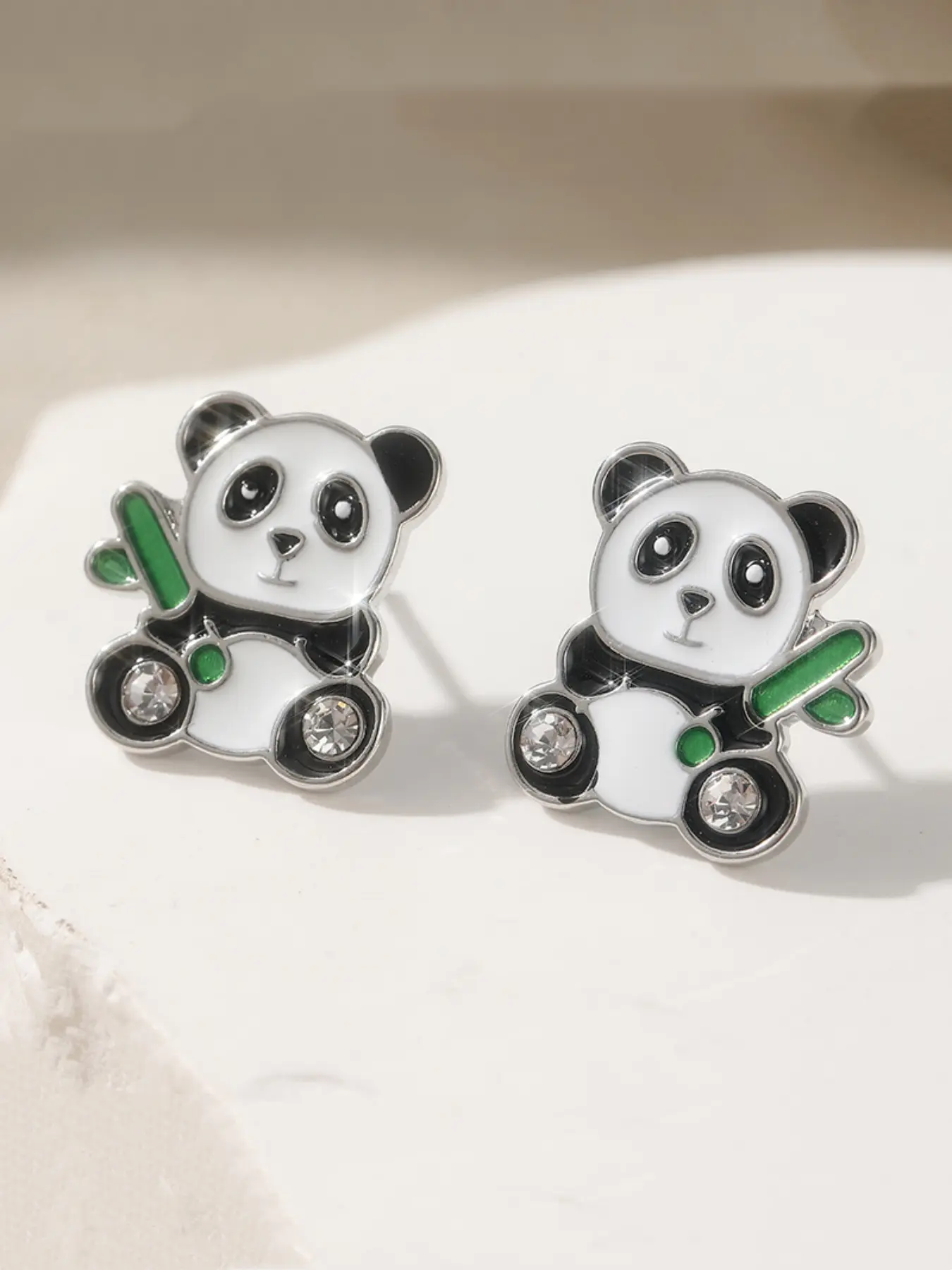 Fashionable and Cute Panda Shaped Pendant Earrings, Women's Creative Animal Handmade Accessories Suitable for Parties and Gatherings, Surprise Gifts for Women
