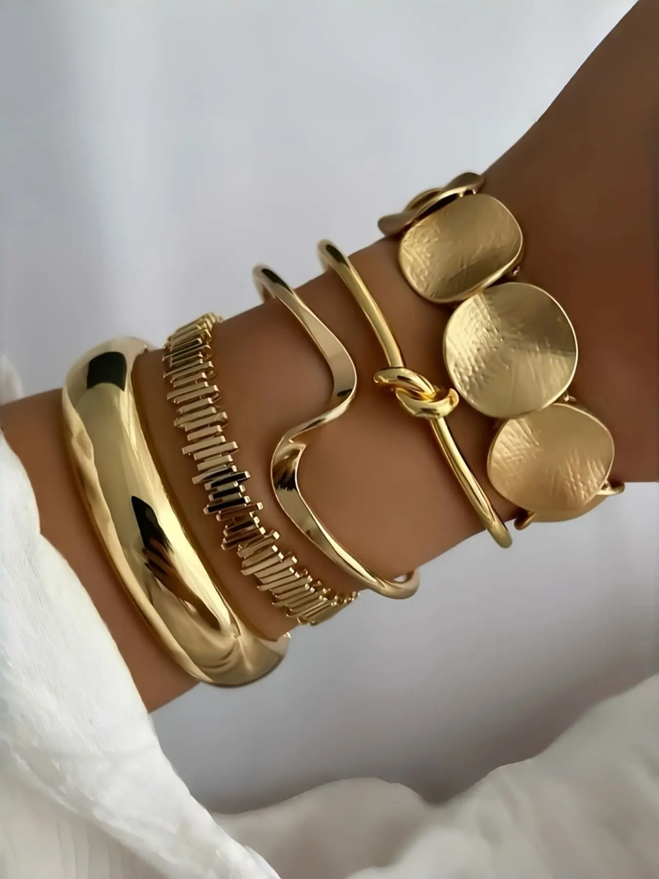 5pcs Trendy Bracelet Stack Set for Women, Chunky Cuff Bangles, Layered Boho Wrist Bracelets, Geometric Design Bangle, Fashion Jewelry Gift, Stackable Bangle Bracelets