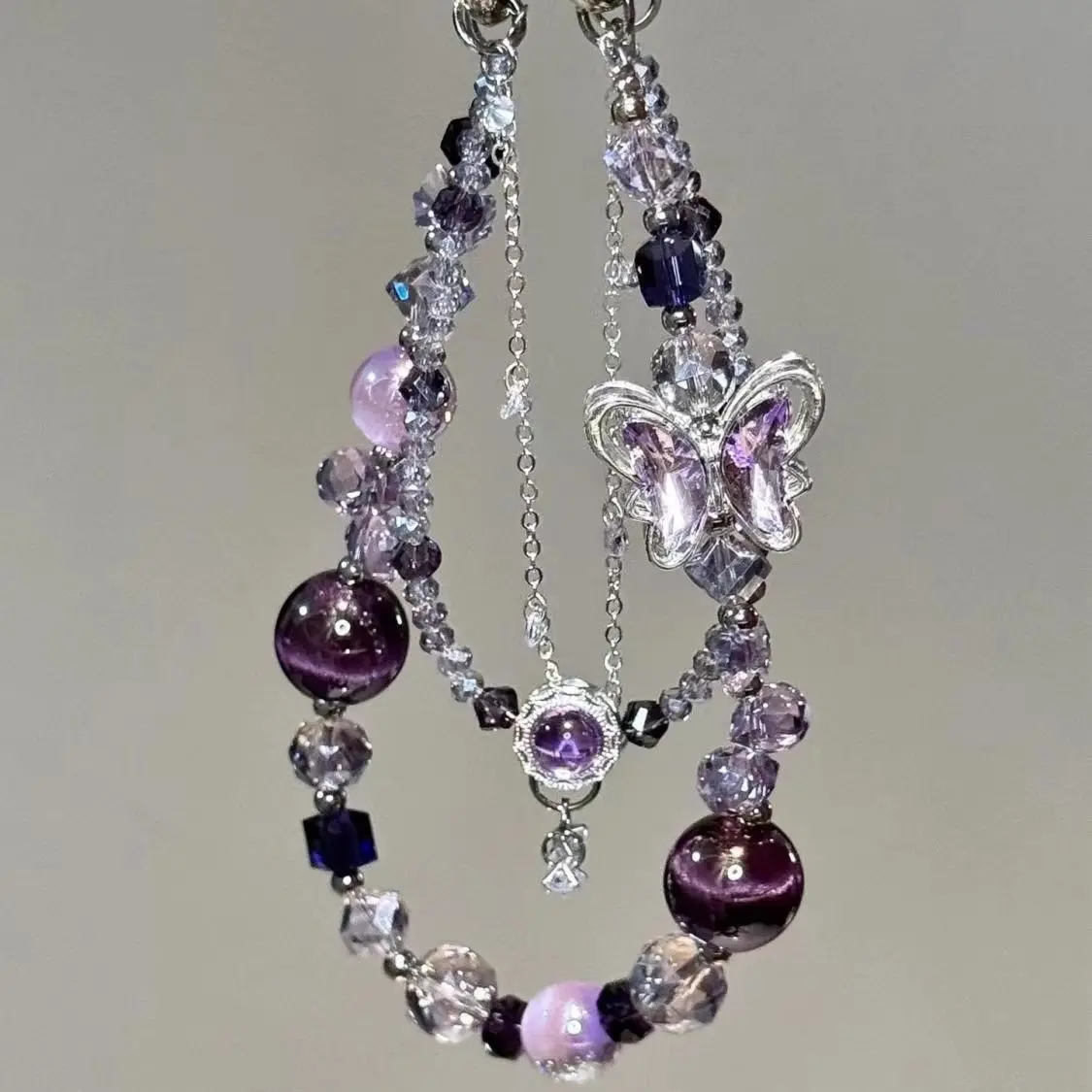[Purple Butterfly Dream] Luxurious Purple Butterfly Beaded Phone Chain, Exquisite Craftsmanship, Elegant and Fashionable, Versatile Bag Accessory