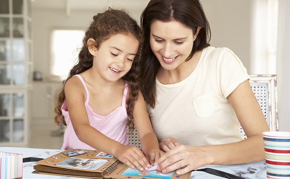 Bstorify Scrapbook Album 60 Pages (8 x 8 Inch) Brown Thick 200gsm Kraft Paper, Photo Album Scrapbook, Memory Book - Ideal for Your Scrapbooking Albums Art & Craft Projects