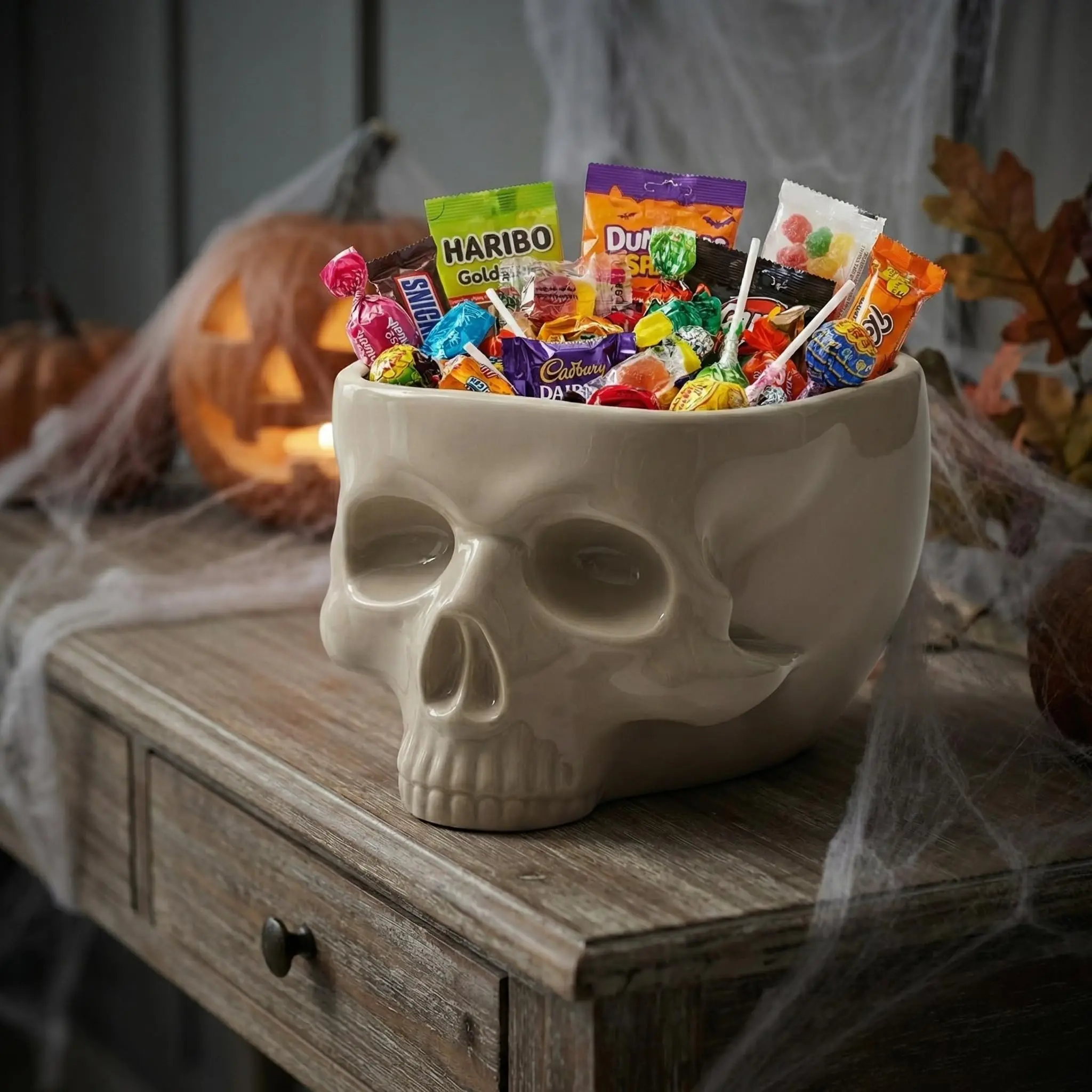 Gothic Skull Bowl – Large 17oz/500ml Ceramic Food-Safe Candy Bowl, Dishwasher & Microwave Safe – Halloween Decor, Unique Gothic Gift, Cereal Ice Cream Serving Bowl for Dark Aesthetic Home