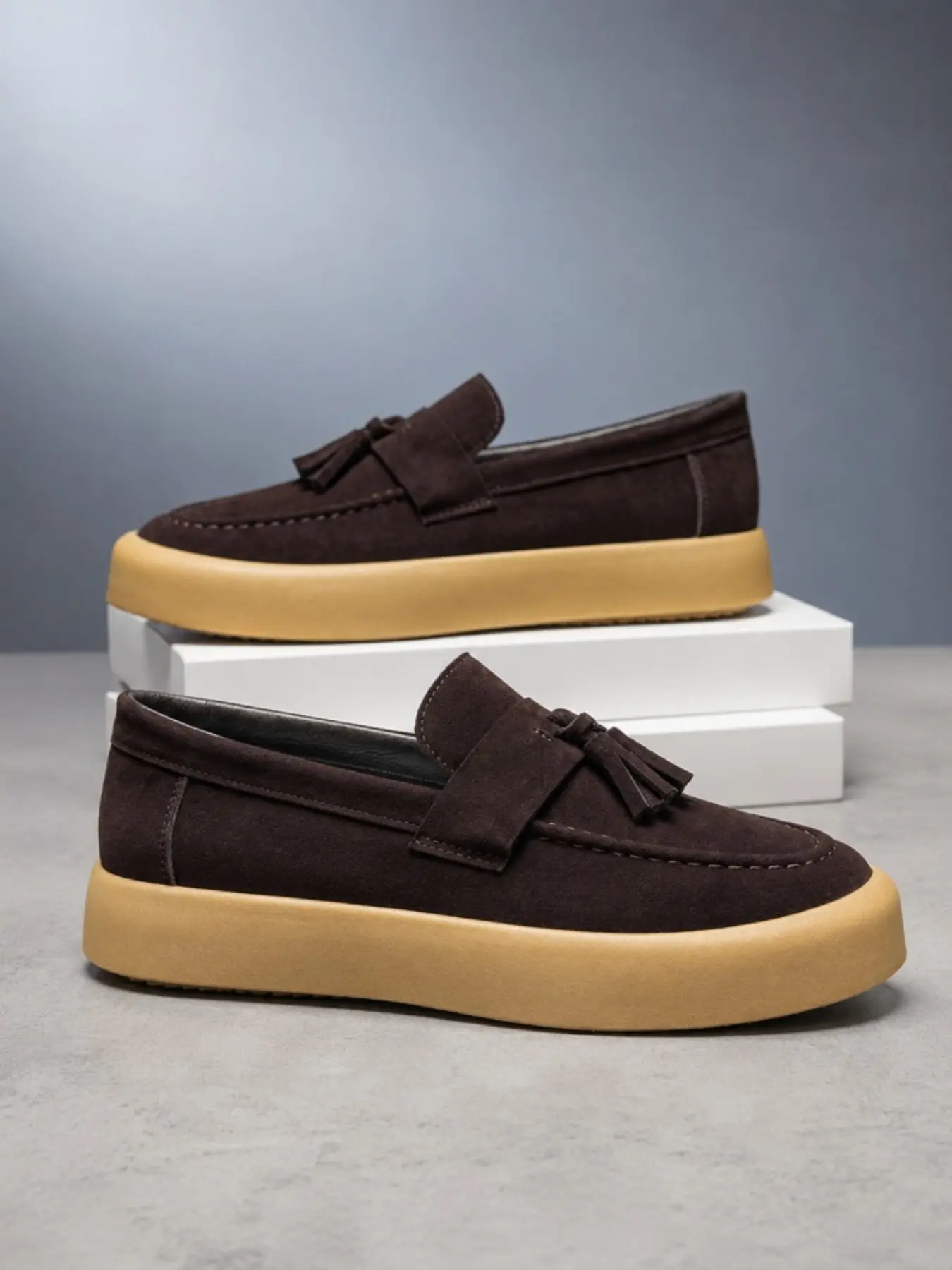 Men's Retro Fringe Loafers, Wide Fit Slip-On Shoes, Leather Upper, Rubber Sole, All-Season Comfort, Fashionable & Durable