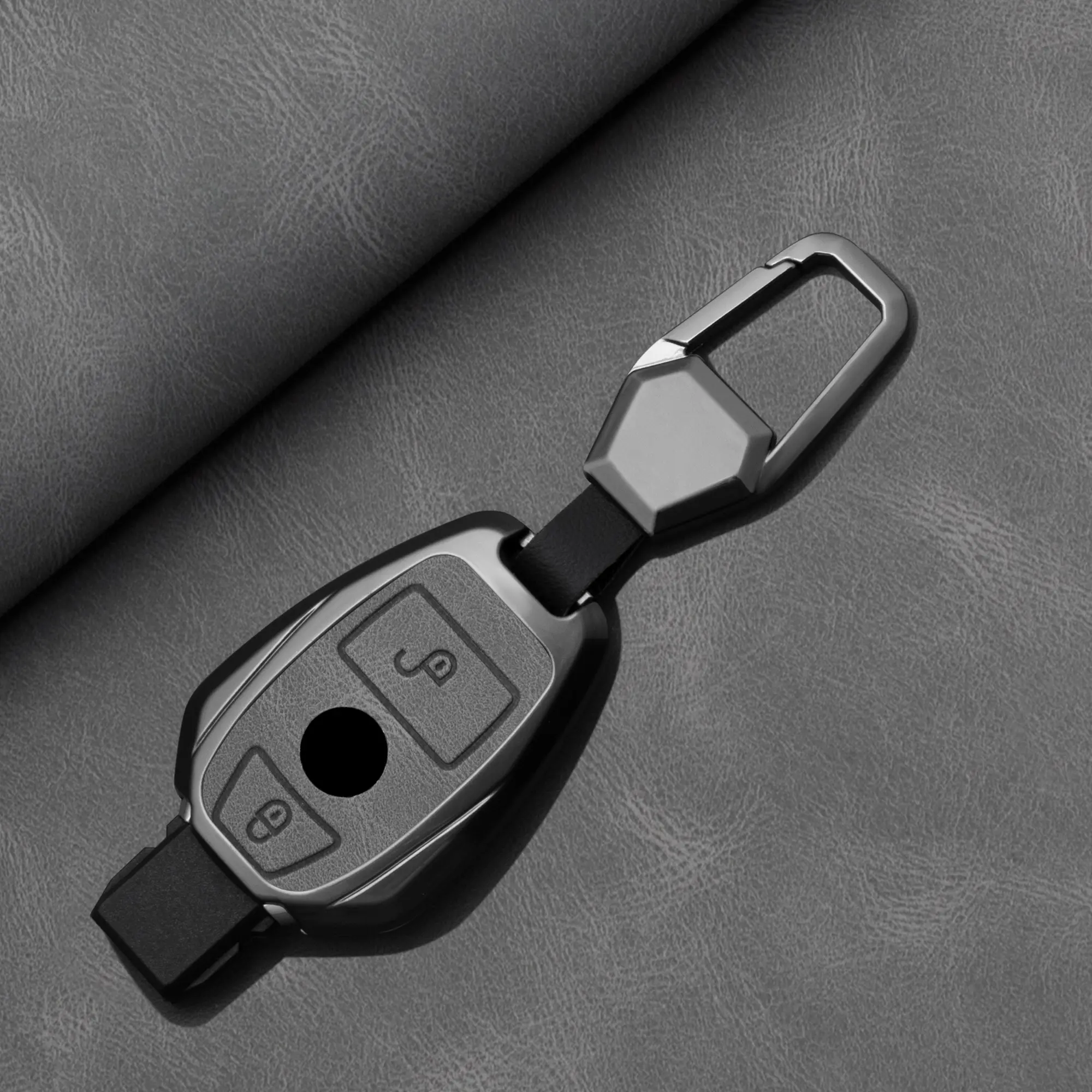 Mercedes-Benz W203/w204/w212 Keychain, Zinc Alloy Material, Durable Design, Perfect Fit for Multiple Models, Stylish Accessory