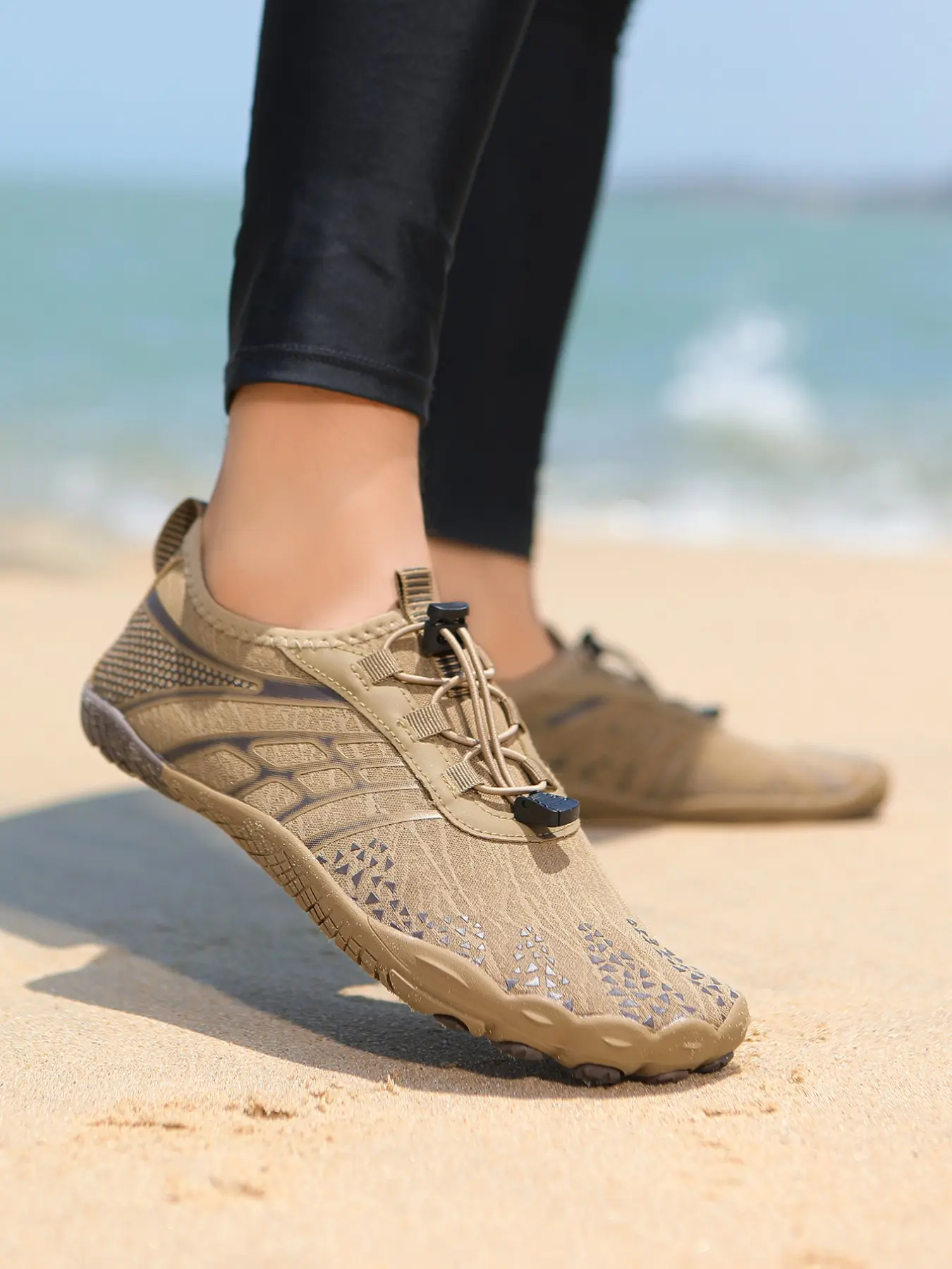 1 pair of river tracing shoes, unisex, outdoor beach shoes, five finger shoes, barefoot shoes, lightweight and breathable, non slip sole, swimming shoes, wading shoes, drifting shoes, fishing shoes, rowing shoes, Water Shoes