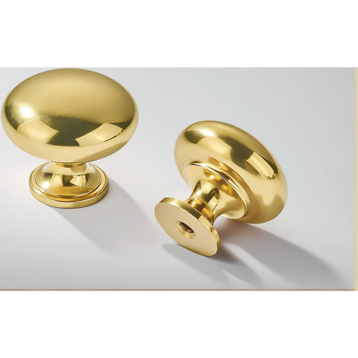 5-Pack Unlacquered Aged Brass Classic Round Doorknobs - 1.25in(32mm) Diameter DIY Painting Supplies Hardware, Compatible with Kitchen Cabinets, 1-1/4 Inch(32Mm)