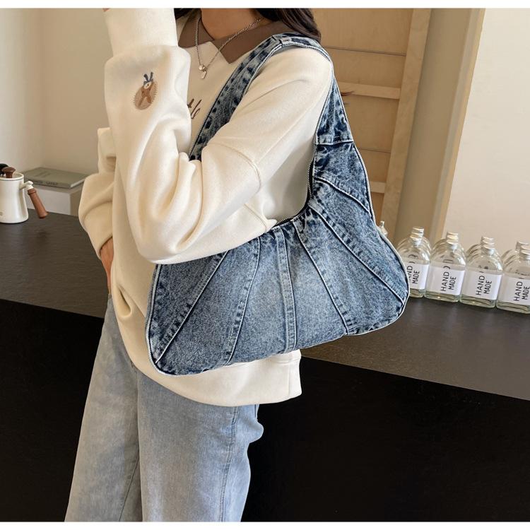 Fashionable Denim Shoulder Bag for Women – New Trendy Design for Cool Girls – Small Casual & Practical Everyday Armhole Bag