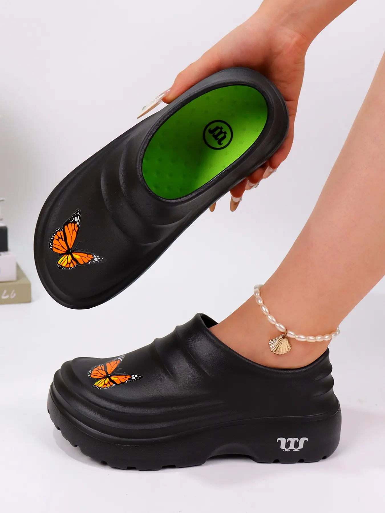 Women's Fashion Slip-On Shoes, Lightweight Eva Material, Butterfly Pattern Design, Comfortable Soft Sole, Ideal for Beach & Garden, Beach Slippers