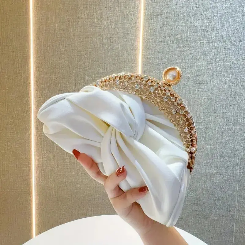 Women's White Pearl Evening Clutch, Glamorous Baroque Mini Handbag with Rhinestone Crown Clasp and Detachable Chain Strap for Party Banquet, Elegant Clutch, Fashion Luxe Clutch