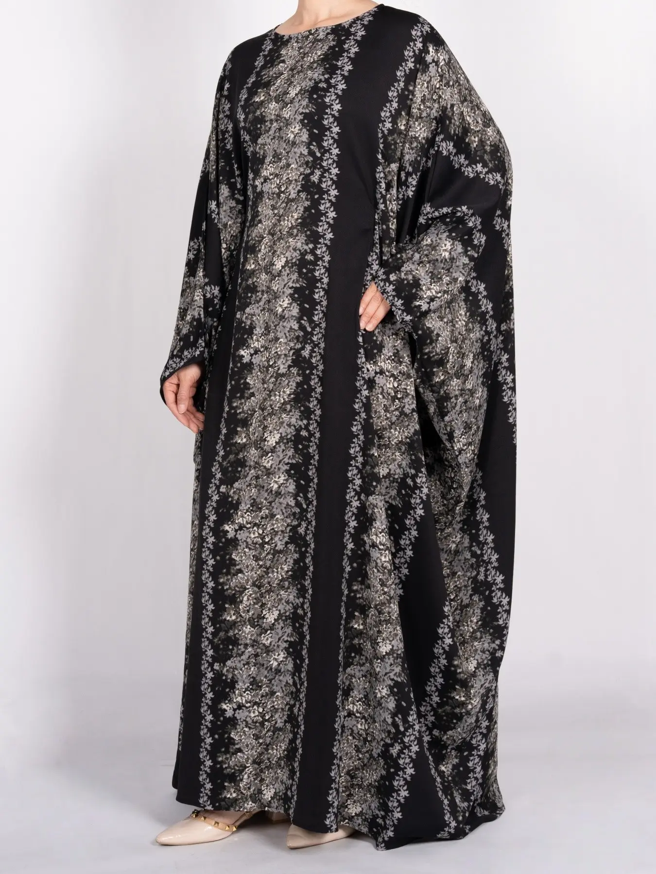 Plus Size Abaya Dress, Long Sleeve Maxi Round Neck Kaftan, All-Over Printed Belted Design, Loose Fit Modest Style for All Seasons Muslim Kaftan Dress