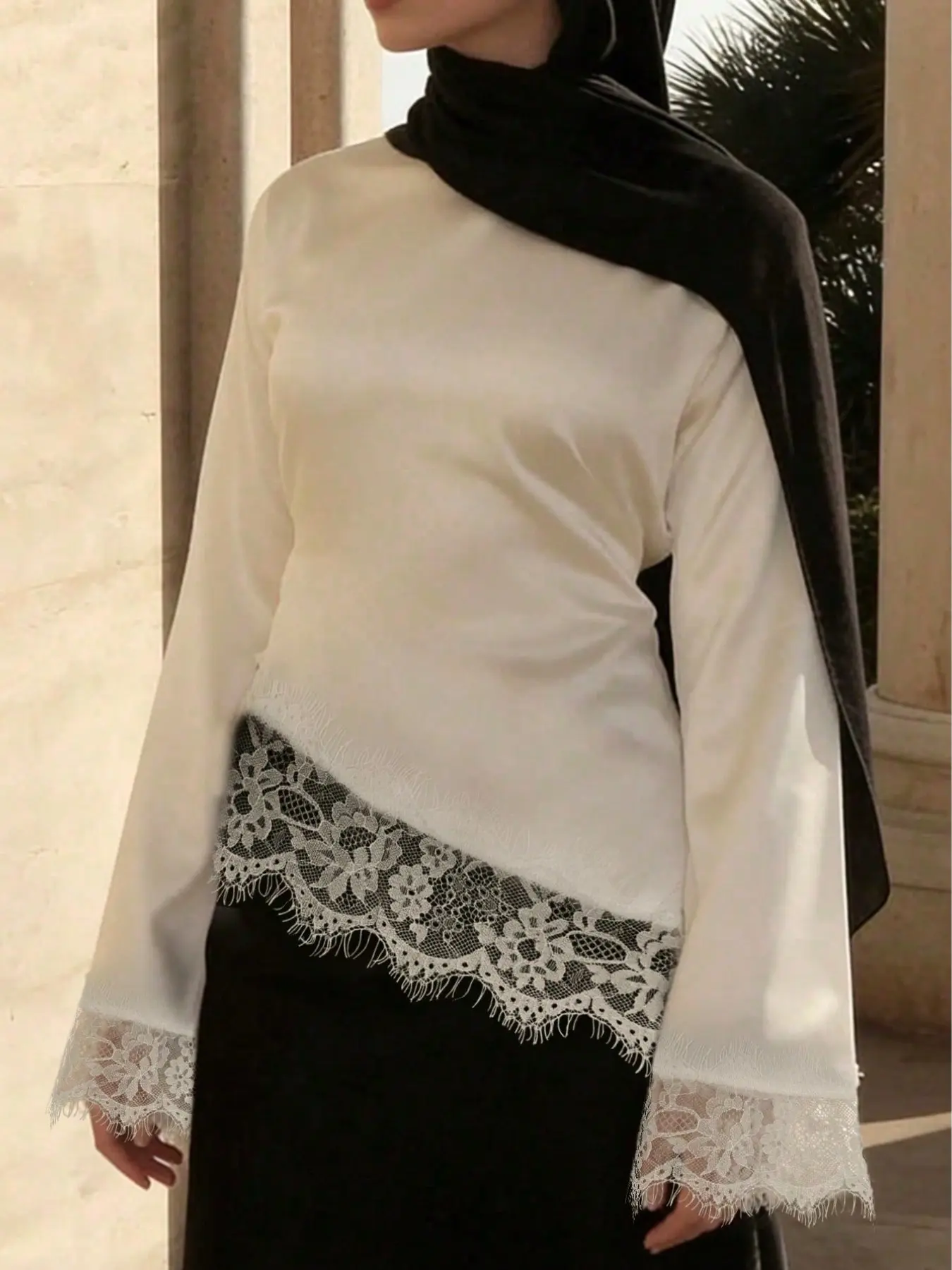 Elegant Satin V-Neck Long Sleeve Top, Blouse, Lace Trim Hem, Solid Color, Belly Concealing, Slim Fit, Middle Eastern Women's Innerwear