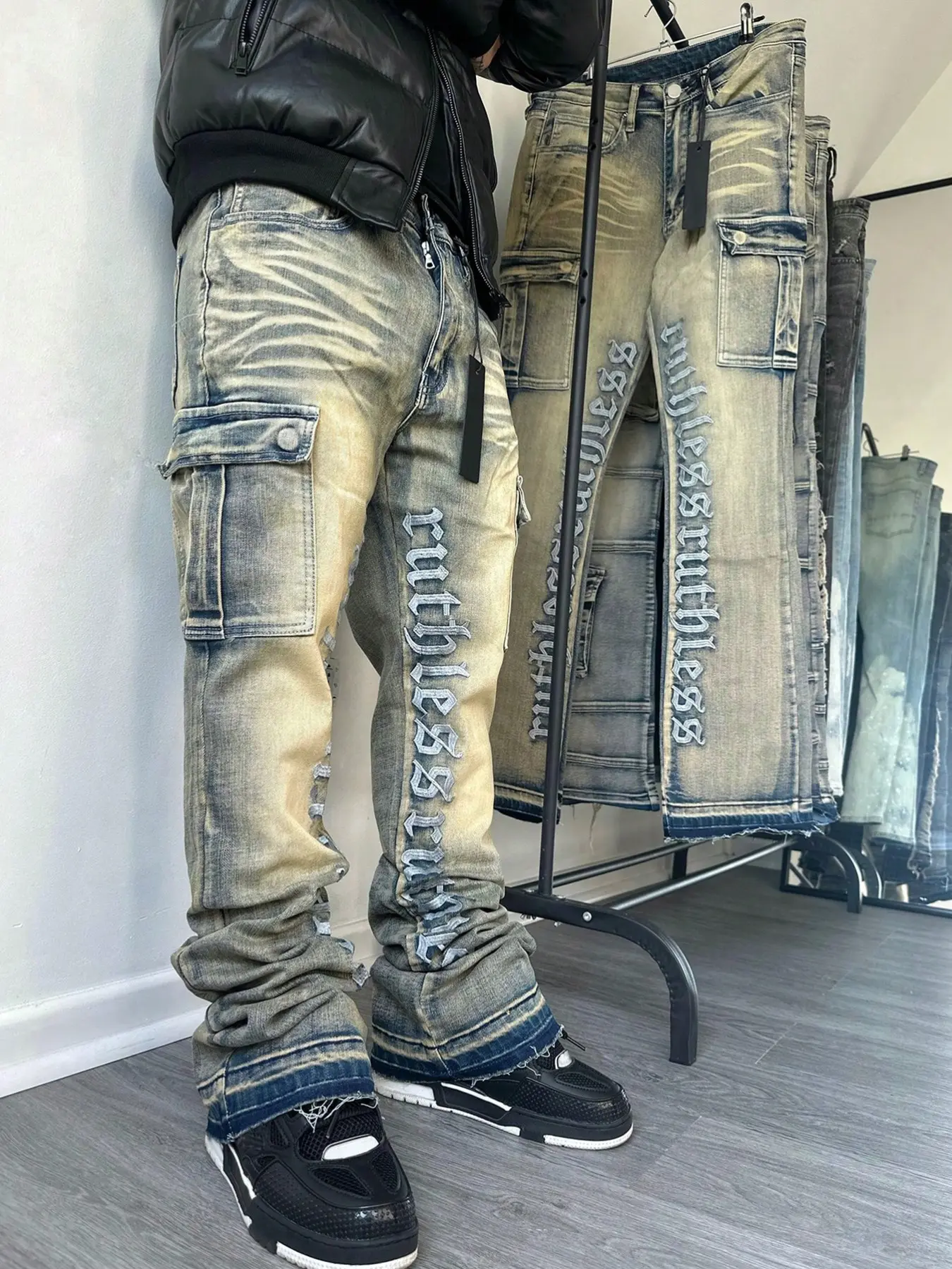 Men's Jeans with Workwear Pockets, Slim-Fit Micro-Rise Denim, Ripped Bell Bottoms, Washed Y2K Style, All-Season Wear, Streetwear
