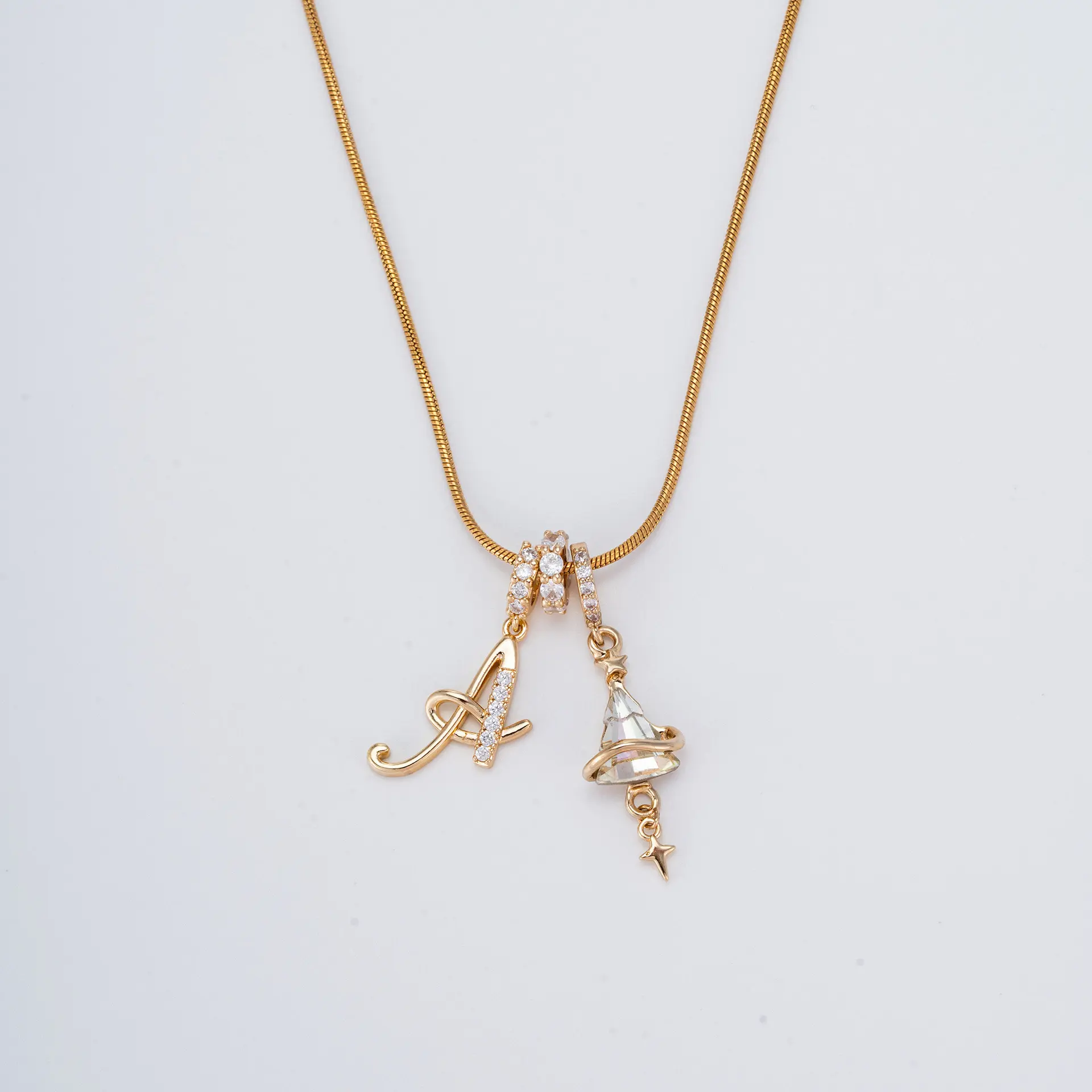 Christmas Decoration 26 Letter Necklace Dopamine Girl Copper Inlaid Zircon 18K Gold Necklace Everyday Versatile Fashion Accessory Holiday Gift anniversary jewelry