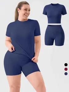 【Plus Size】 Two-Piece Set Solid Sports Tee & High Waist Shorts Set, Casual Round Neck Short Sleeve T-Shirt & Skinny Shorts, Women's Sportswear Set for Indoor Outdoor Wear, Athleisure Set