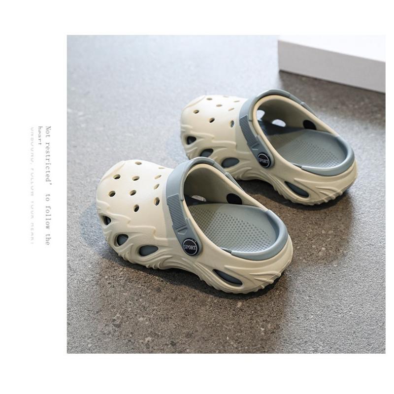 Boys' Hole Shoes Summer New Style Bag-toe Slippers For Children 6-15 Years Old Big Children's Sandals Wearing Outside And Stool-stripping kids  clogs