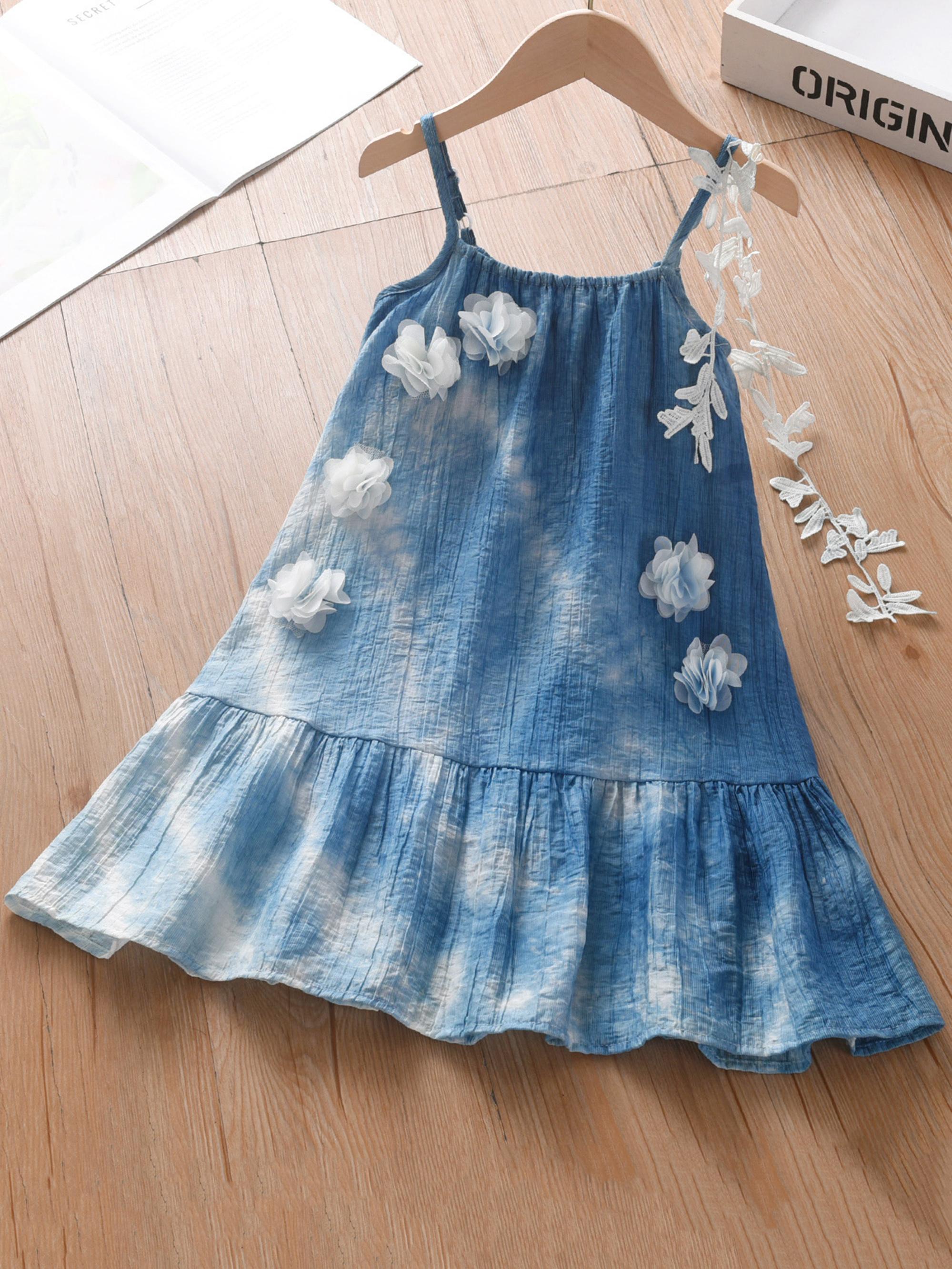 New summer style girls' fashionable and sweet dress, hand-dyed with three-dimensional flowers, girls' strap dress, beach vacation style sleeveless strap dress, fresh, cute and casual, suitable daily wear