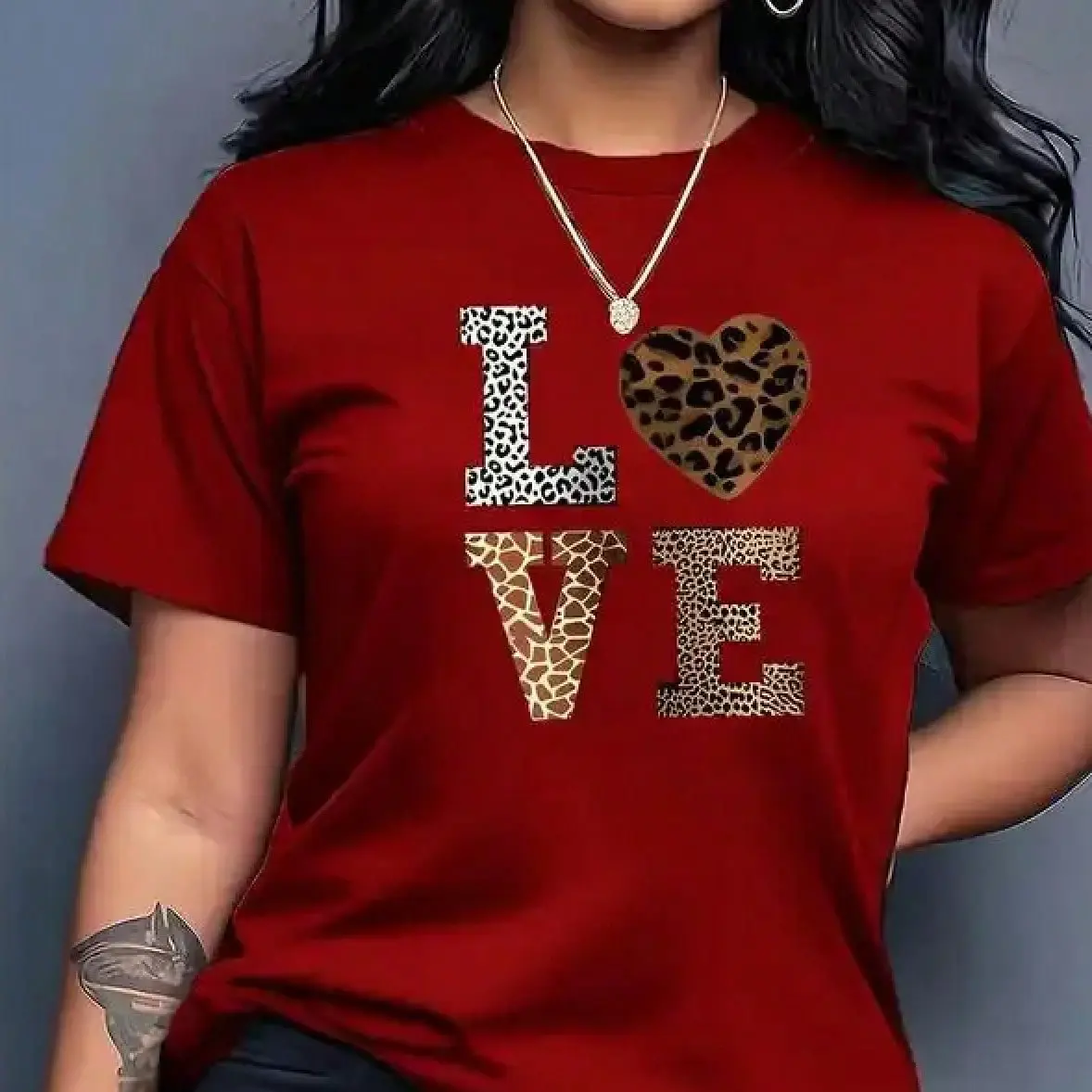 Women's Round Neck T-Shirt with Casual LOVE Leopard Heart Graphic | Soft 100% Cotton Streetwear, Lightweight Fabric, Shortsleeve Regular Fit