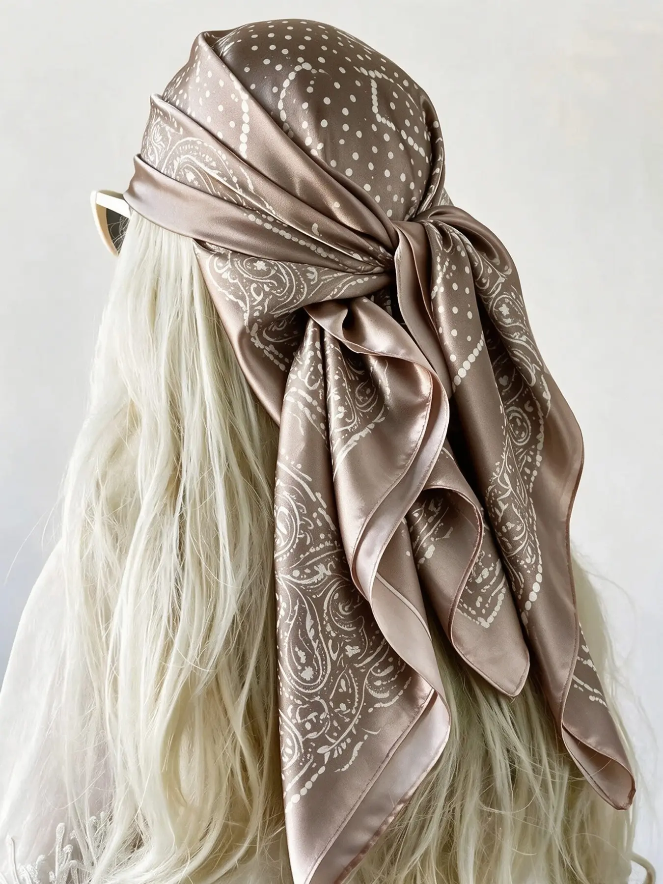 1~4pieces Vintage Paisley Print Glossy Satin Skinny Scarf, Western Retro Cashew Floral Square Scarf, Women Multi Wear Head Wrap Hijab Neck Hair Scarf Bag Ribbon Boho Daily Travel Fashion Accessory, Boho Style Scarf, Vintage Print Headscarves