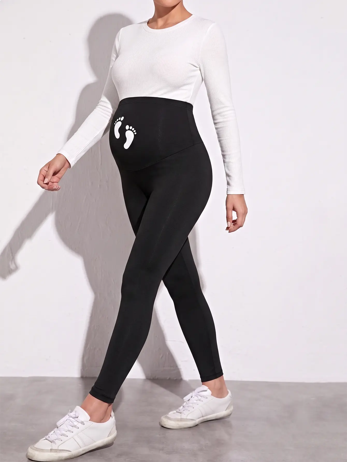 Pregnancy clothesWomen's Maternity Yoga Pants - Black, Summer Casual, Stretchable, Modest, Sporty Chic, Elastic Waist, Pregnancy Themed Graphic Maternity Clothing & Accessories, Footprint Print (Pairs Well with White Top & Sneakers)