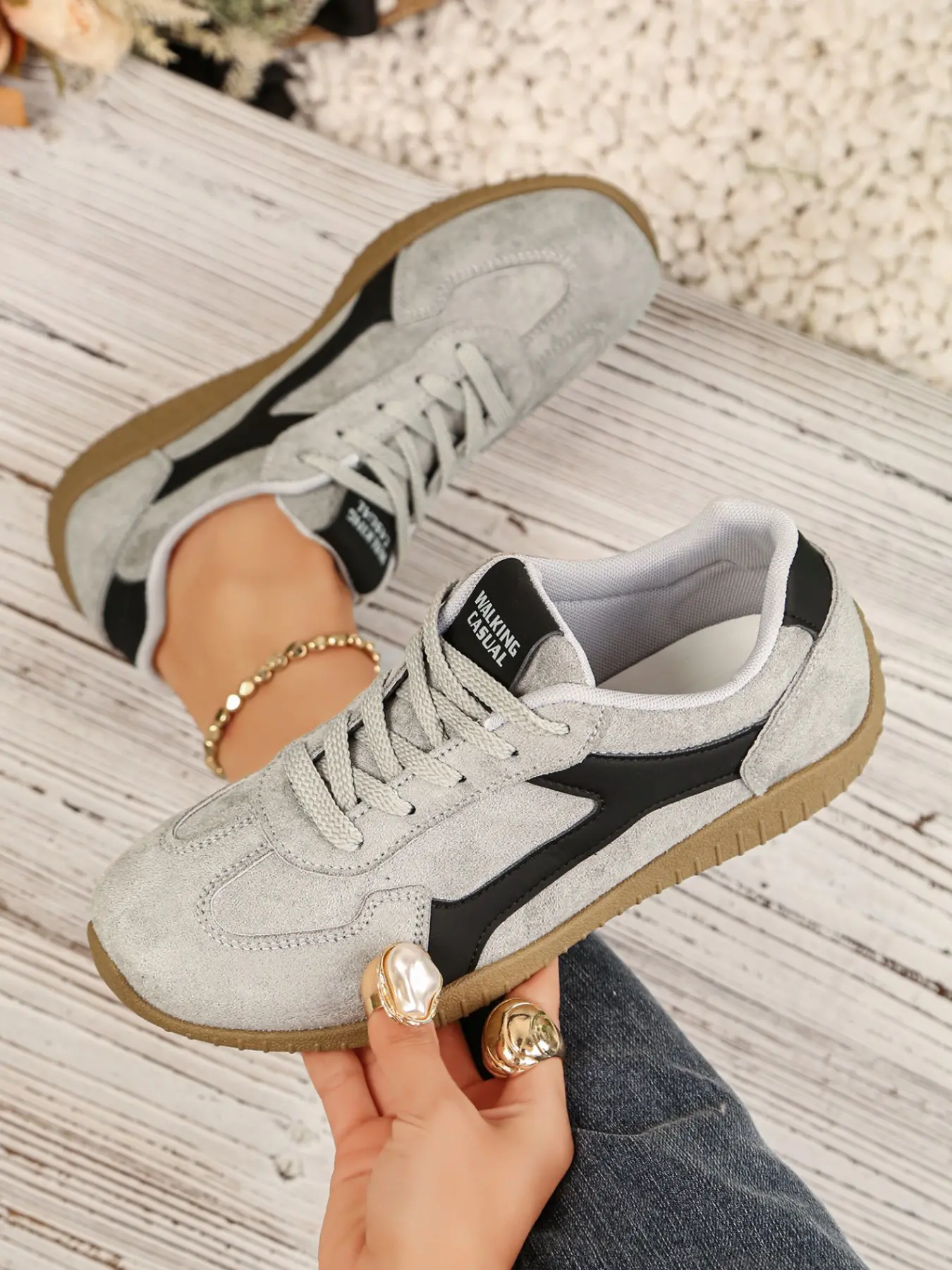 Women's Velvet Casual Shoes, Colorblock, Soft Rubber Sole, All-Season Fashion, Retro Training Sneakers, Daily Wear, Casual Low Top