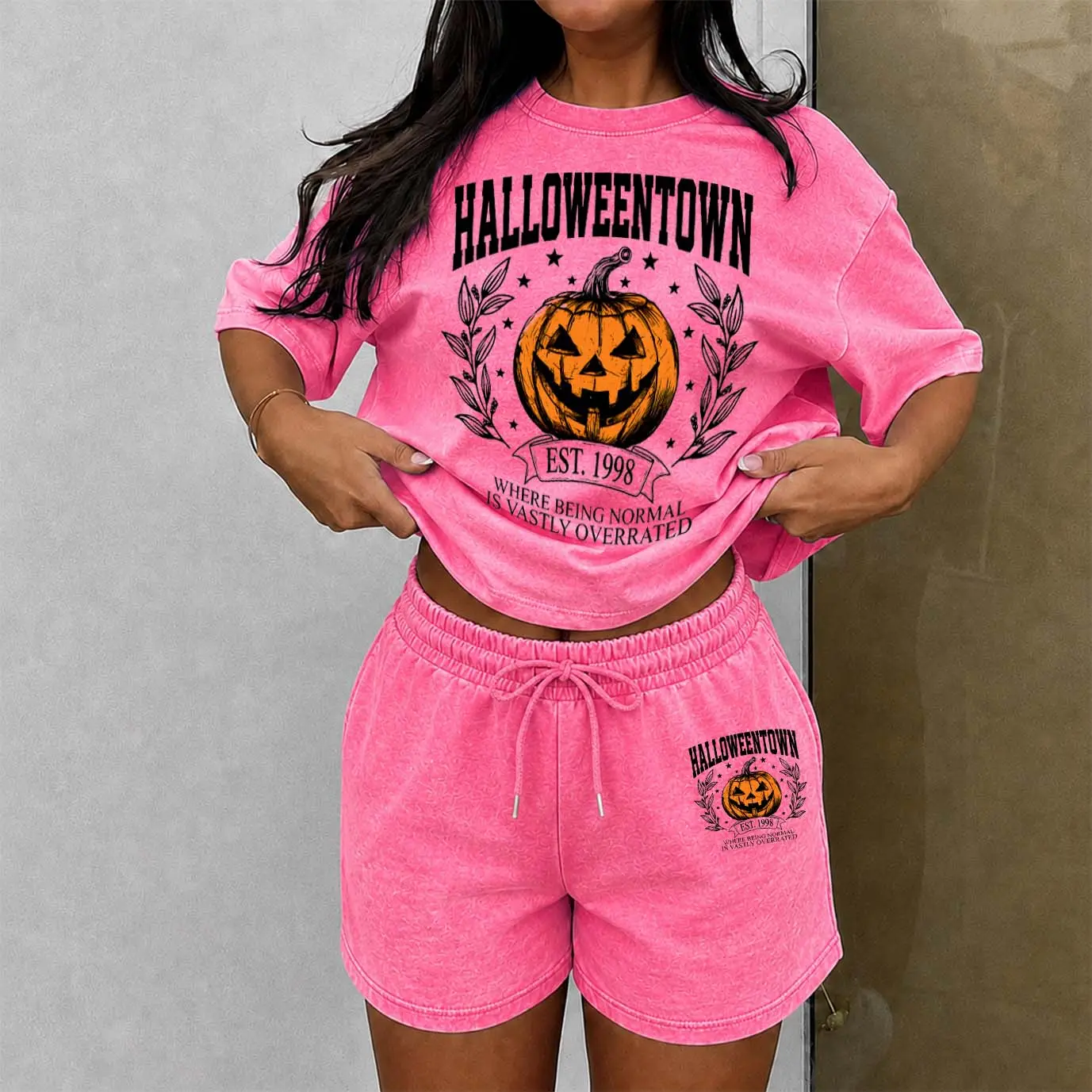 Women's Washed Cotton Shorts Two-Piece Set: A Uniquely Styled Halloween Ghost-Themed Party Outfit. Featuring "Halloween Town Patterns, And Pumpkin Designs. Also Suitable As Casual Summer Loungewear.