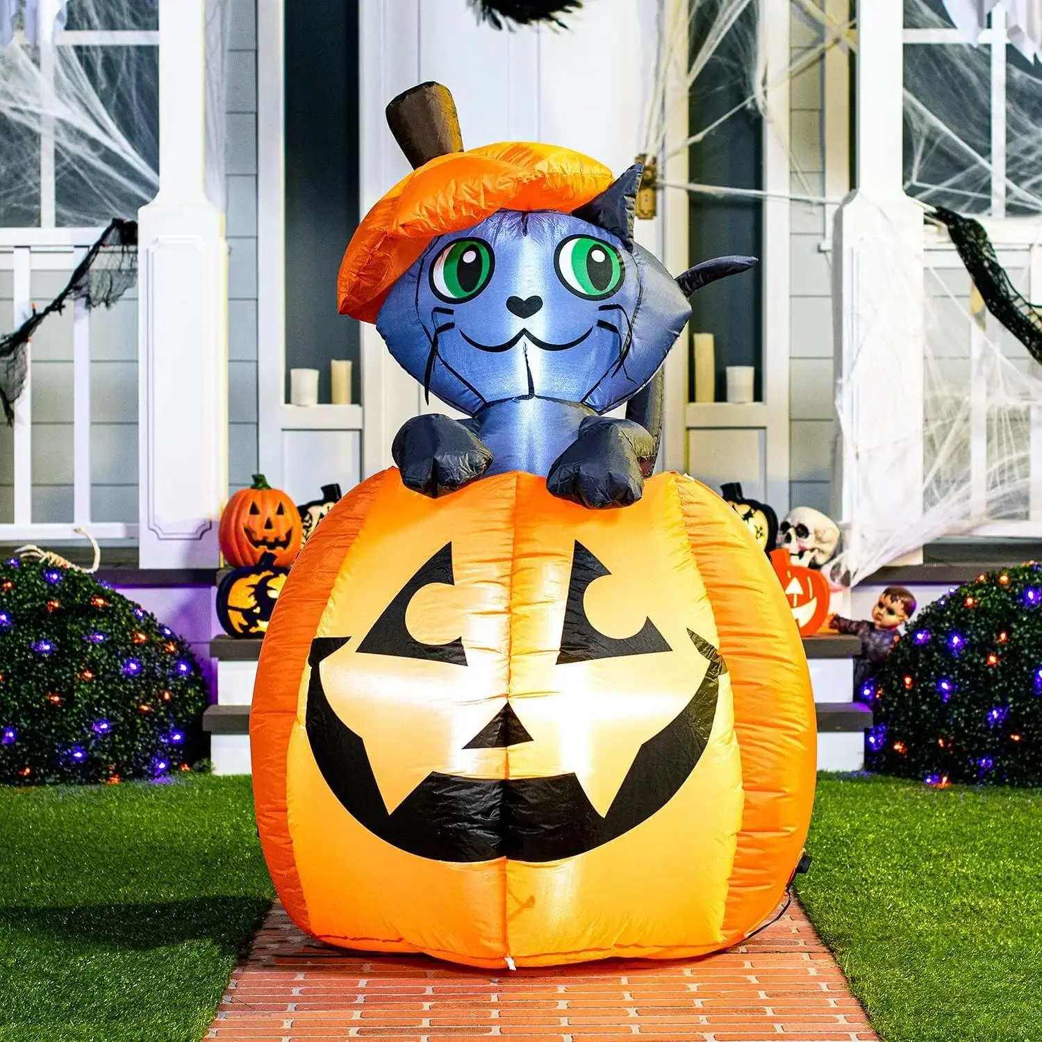 Halloween Inflatables Outdoor Decorations, Inflatable Halloween Decor Outdoor Blow Up Pumpkin for Yard, Animated Halloween Inflatable Cat On Pumpkin with LEDs for Halloween Decorations Ornaments