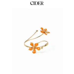 Cider FLOWER ARM CUFF