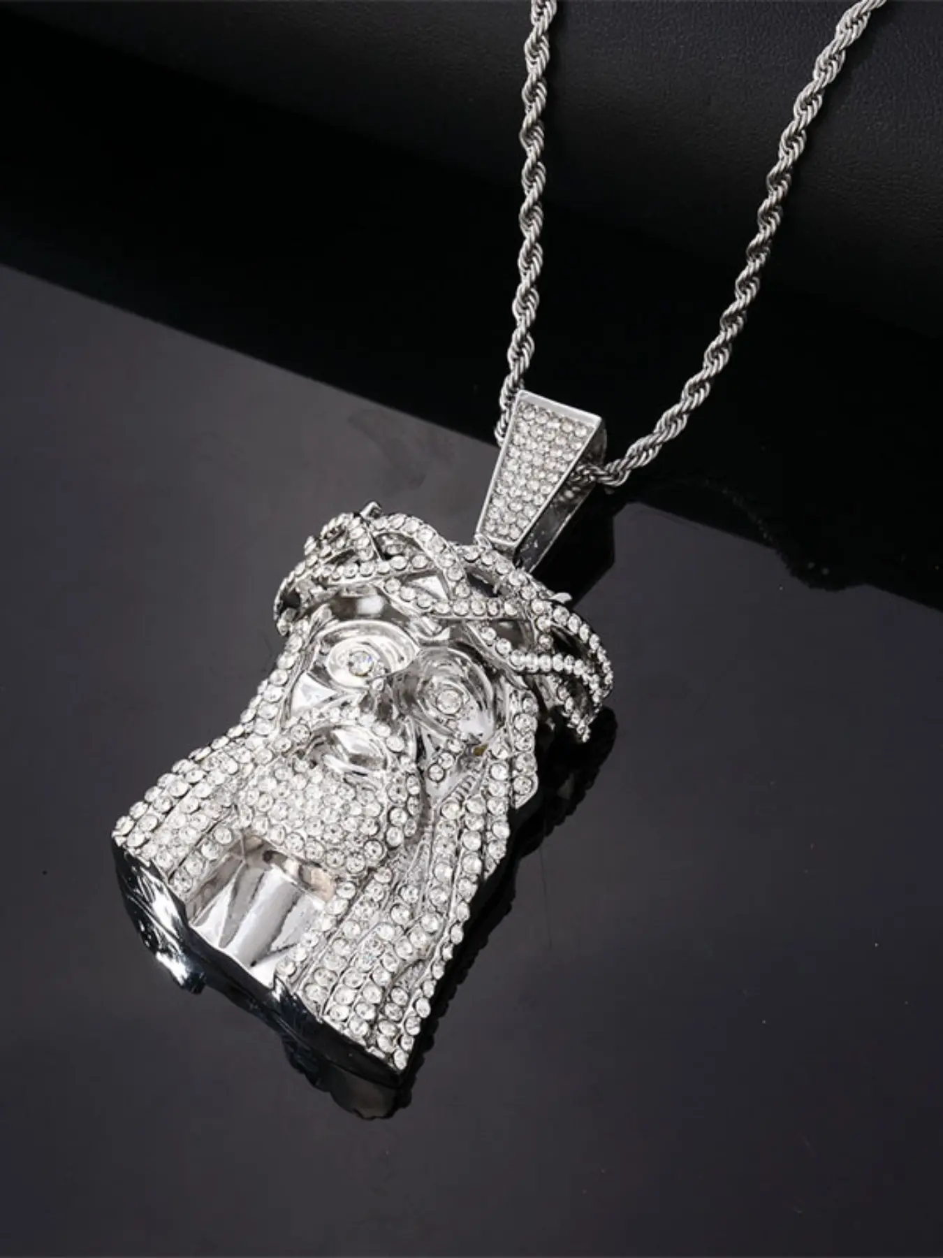 Men's Hip Hop Full Drill Copper Zircon Stone Pendant Necklace, High-End Personalized Jewelry, Unique Men's Charm Necklace, Shining Necklace