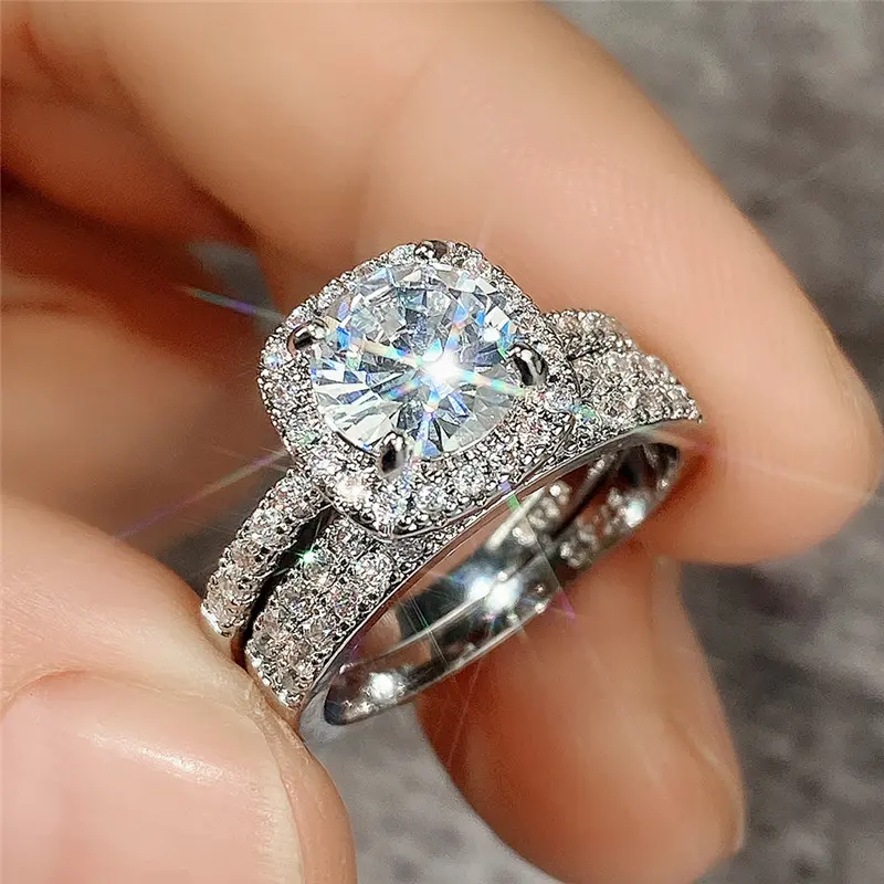 14K Gold Plated Rings Set 2Pcs Elegant Women Oval Cut Shiny Cubic Zirconia Ring Luxurious Stunning Wedding Bands Exquisite CZ Promise Ring Anniversary Jewelry Holiday Gift