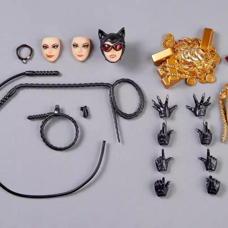 Ko Catwoman Action Figure Selina Kyle Revoltech Amazing Yamaguchi Anime Collection Model Toys Gitf