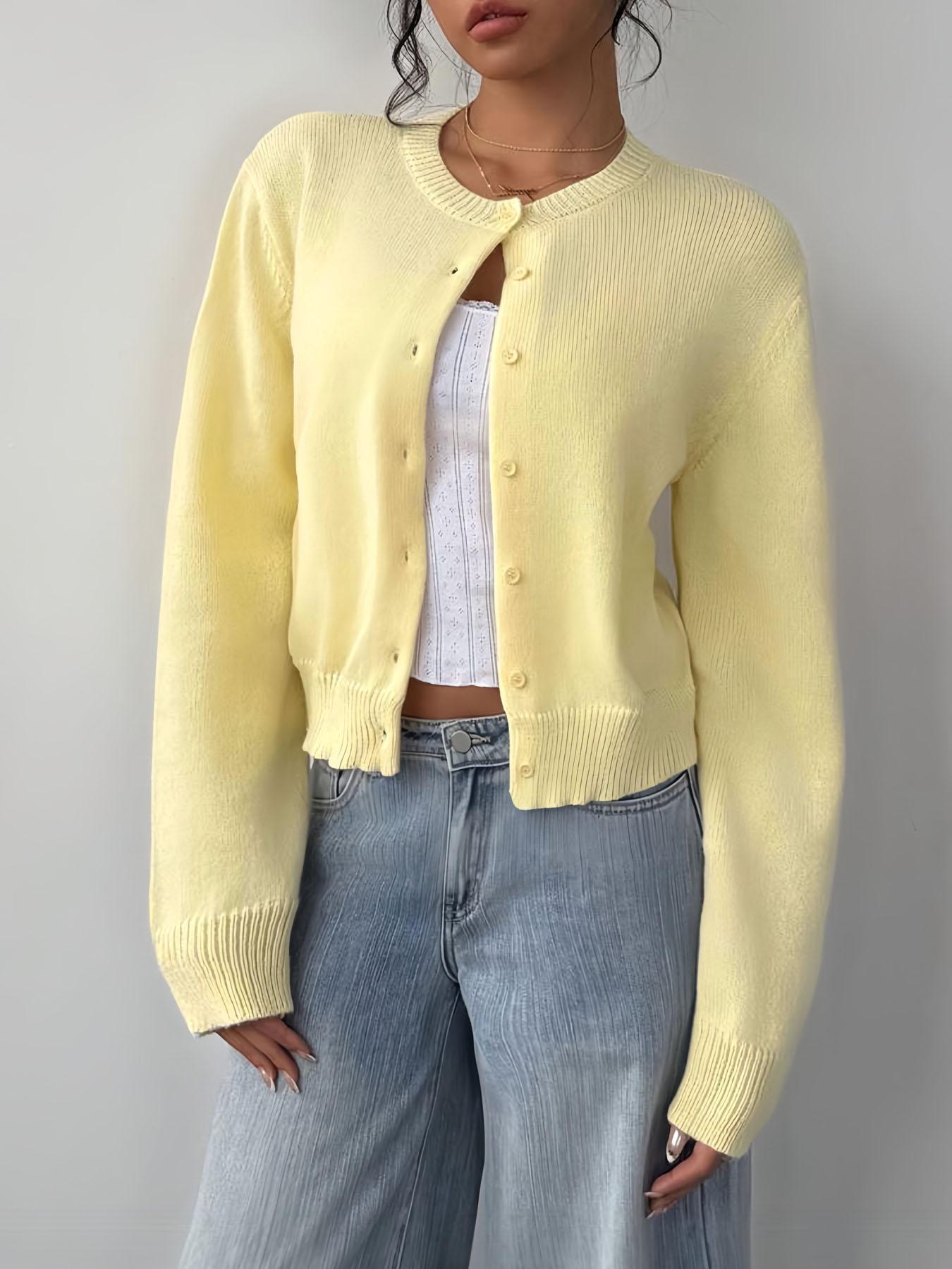 Women's Elegant Knitwear Button Cardigan Sweater for Spring and Autumn, Simple and Versatile Slim Fitted Top for Casual, Stylish Women's Clothing