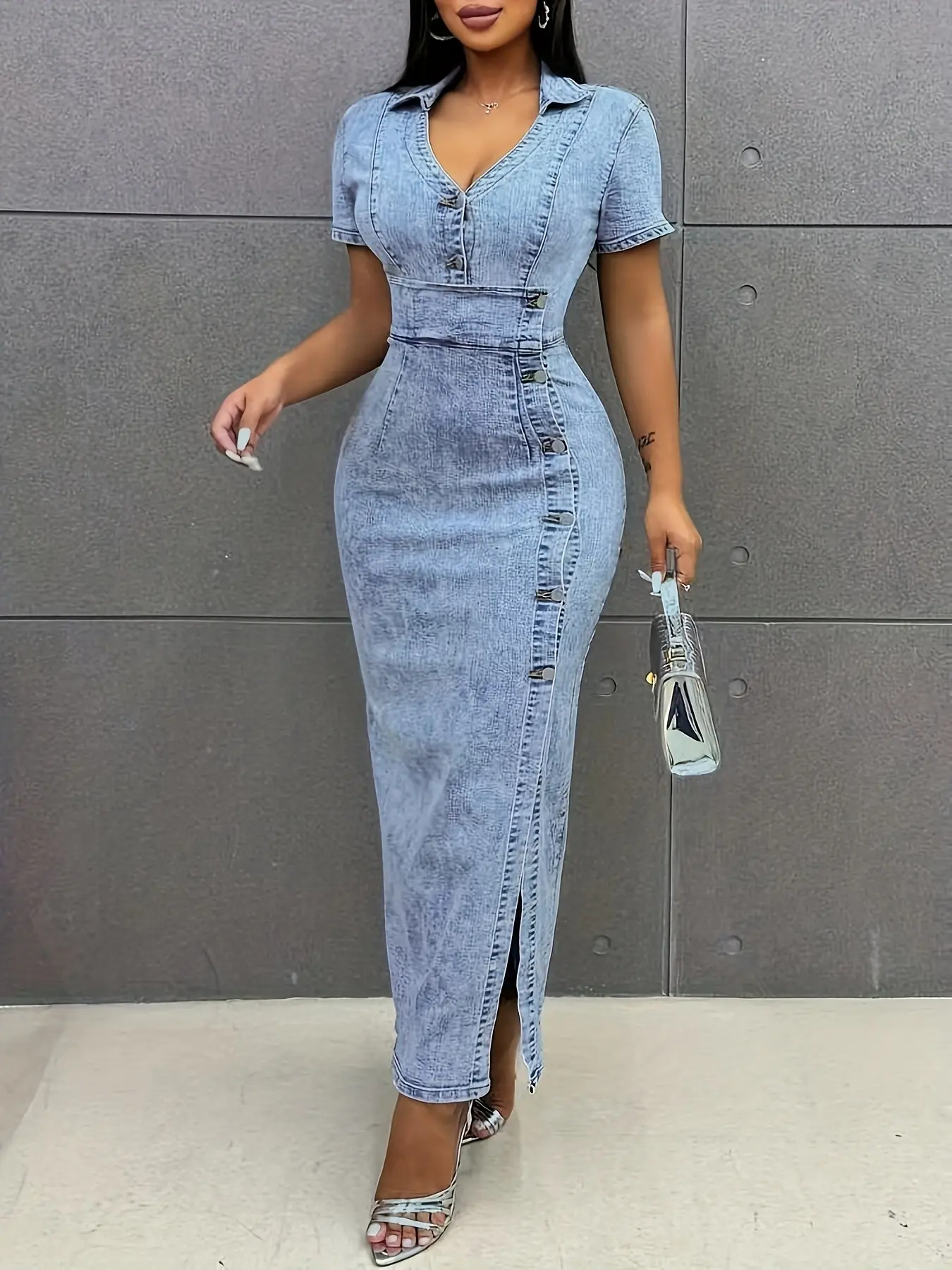 Casual Women's Button Front Split Short Sleeve Light Wash Denim High Stretch Dress, Comfortable and Stylish Long Dress for Everyday Wear