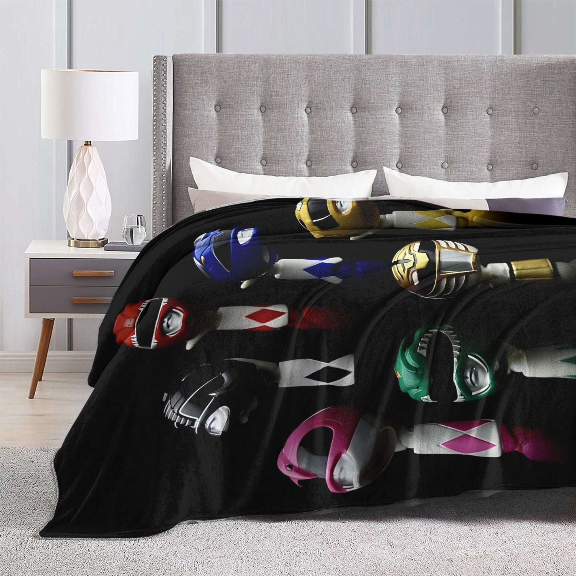 This flannel blanket features a Power Rangers-inspired design, modern and minimalist, is pill-resistant, soft and warm, making it an ideal choice for home or office use, and a perfect gift for friends and family. Its comfortable softness is suitable for s