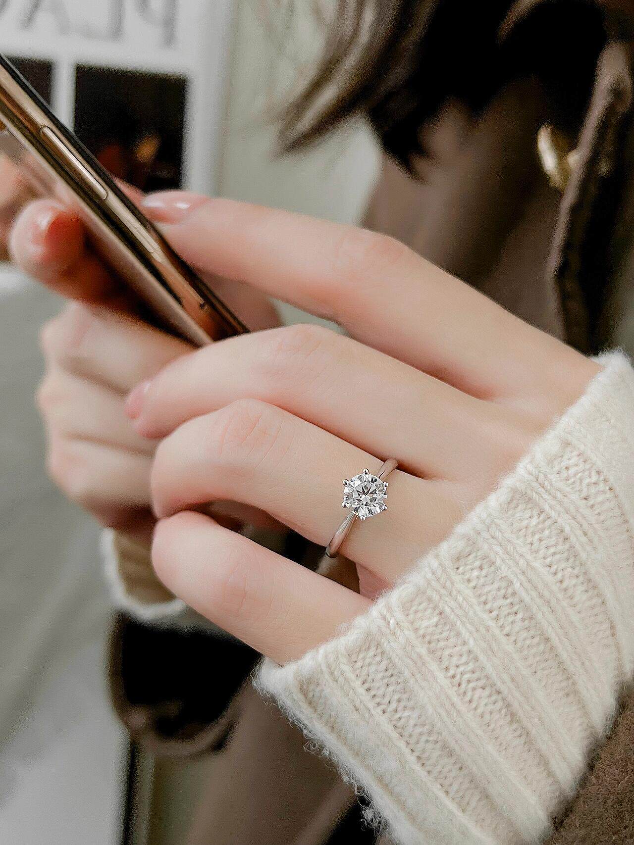 Elegant Golden Round Solitaire Ring for Women, Sparkly CZ Promise Ring, Minimalist Engagement Wedding Anniversary Jewelry Gift for Her Daily Wear