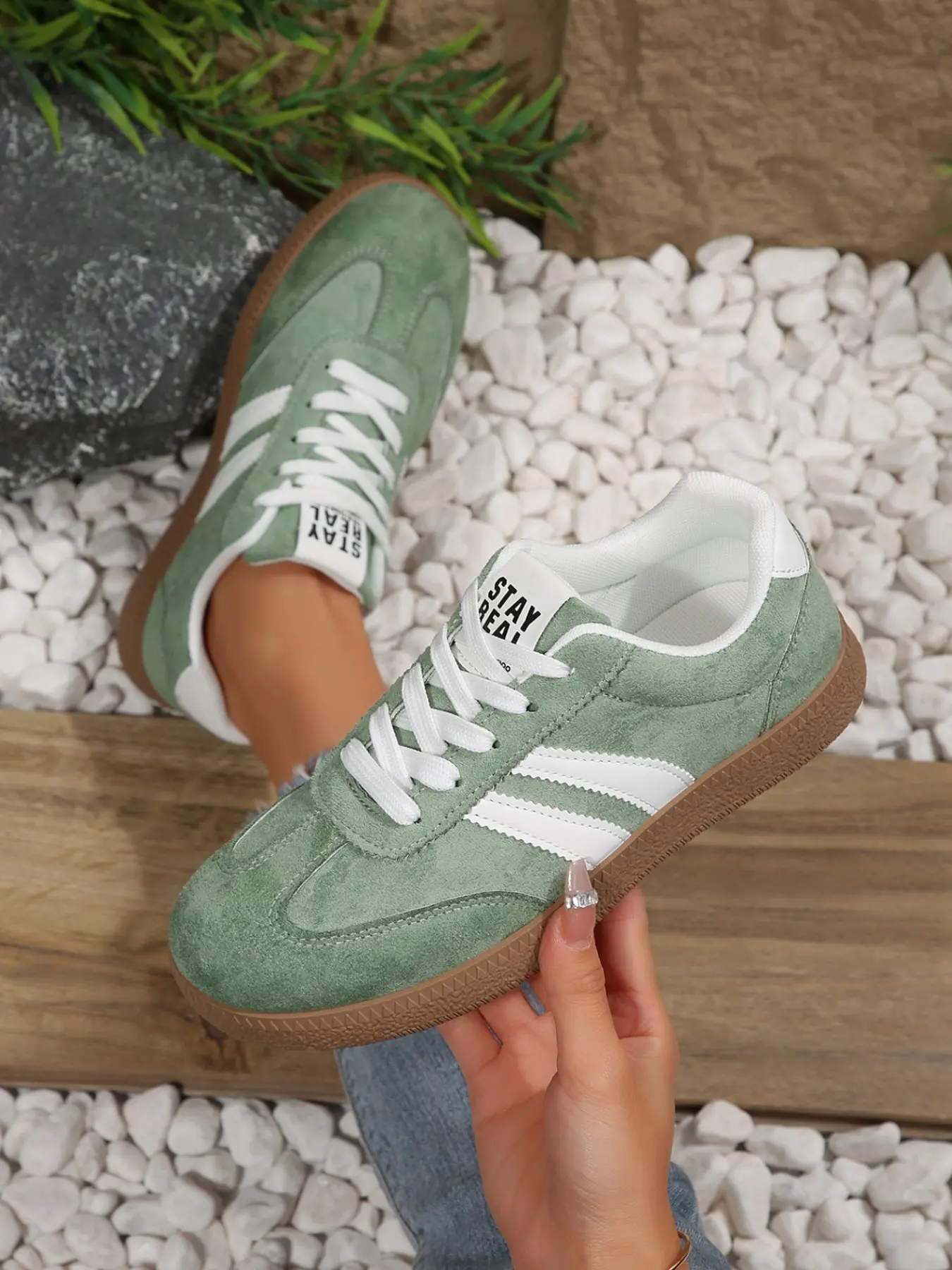 Women's Fashionable Lace Up Low Top Sneakers, Casual Trendy Sneakers, Casual Comfortable Sports Shoes for Daily Wear, Female All-match Round Toe Shoes for Daily Wear