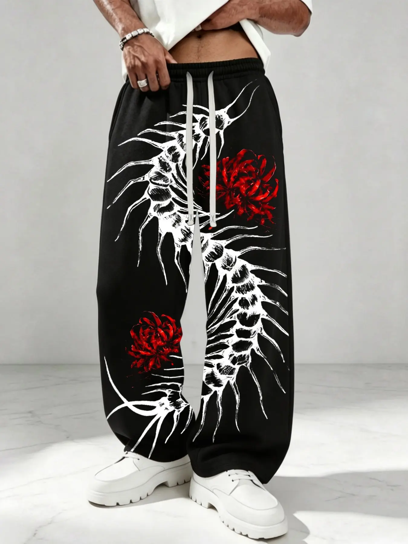 Men's Black Elastic Drawstring Waist Wide Leg Sweatpants, Centipede & Red Spider Lily Art Graphic Print Loose Baggy Streetwear Trousers, Relaxed Fit Y2K Goth Casual Bottoms, Trendy Pattern Sweat Pants for Daily Outing Party Dating Shopping Vacation Street