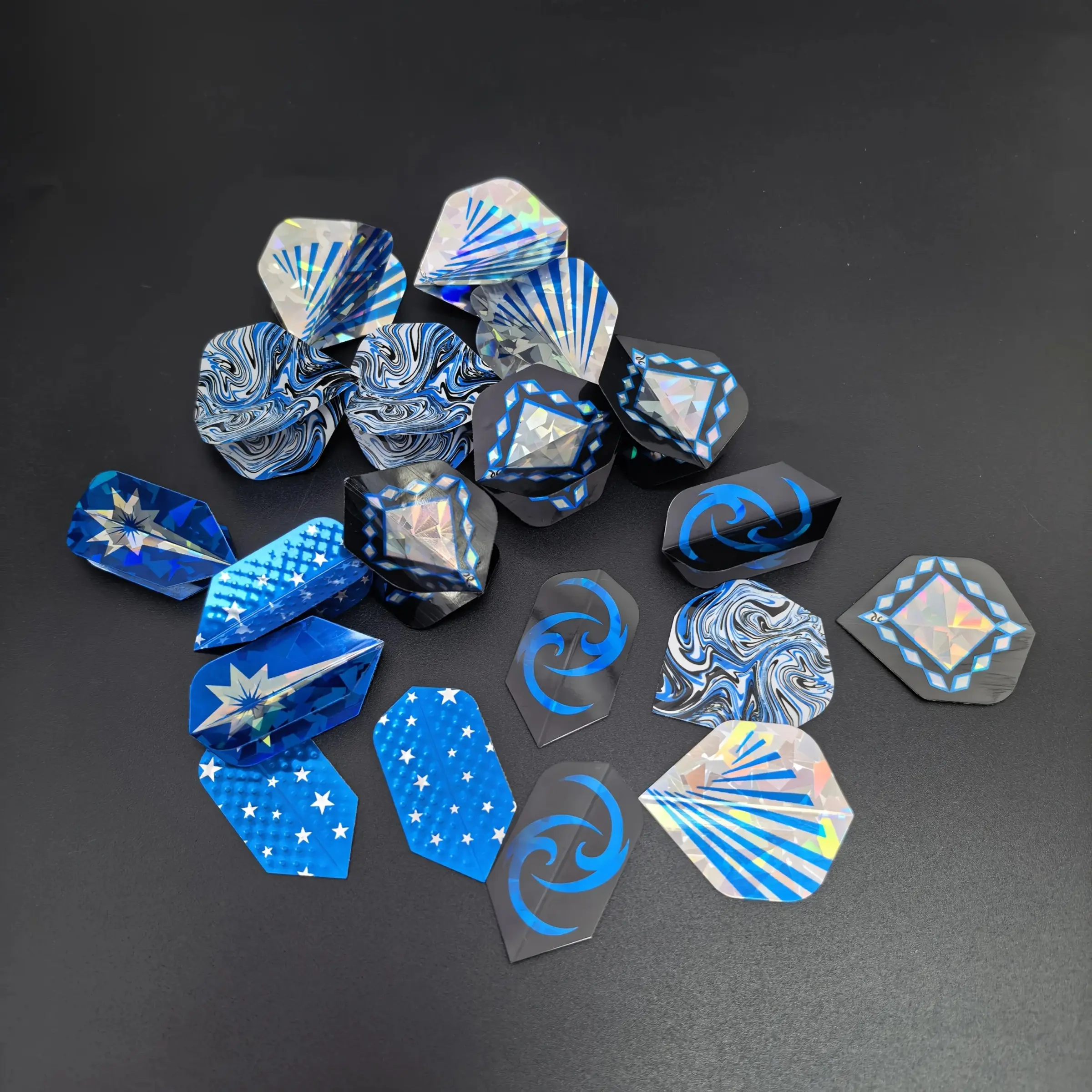 18pcs High Quality PET Dart Flights Exquisite Laser Narrow Blade Style Soft and Hard Dart General Accessories