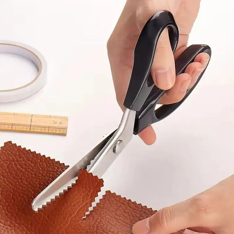 1 piece of stainless steel lace scissors with zigzag lock edge, handmade DIY fabric cutting, clothing sewing, anti burr cutting tool
