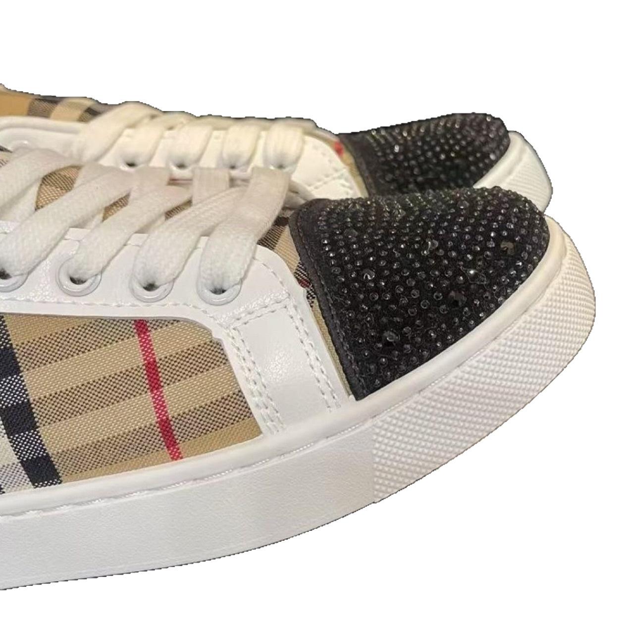 Unisex Low-top New Lace-up Sneakers with Rivets, Fashionable Non-slip Rhinestone Red Sole Runner Casual Walking Shoes Closed Trainer Running Boy Footwear Athletic