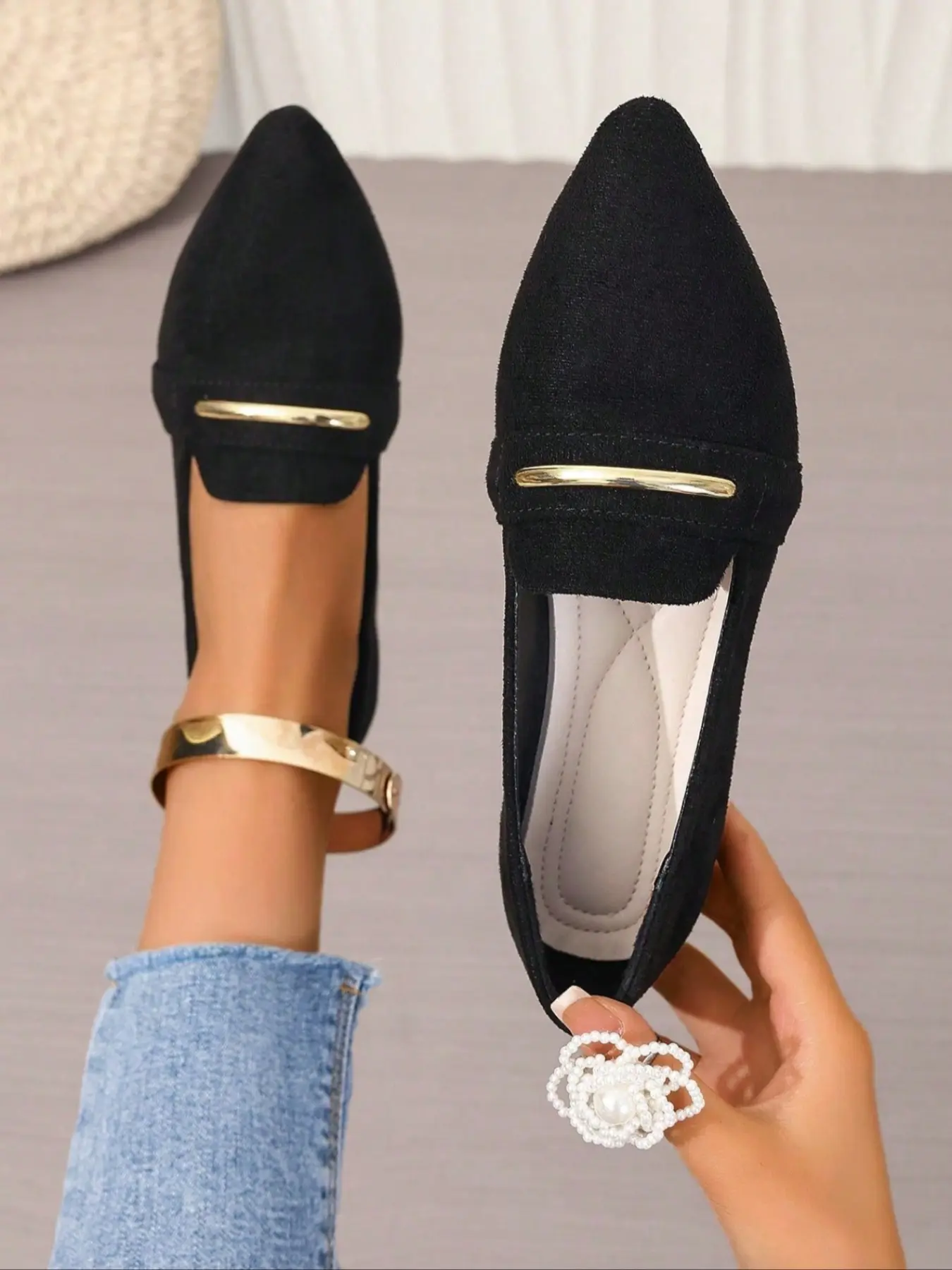 Women's Suede Pointed Toe Metal Bar Loafers, Slip On Flat Dress Shoes, Soft Cushioned Insole Footwear, Non-Slip Wear Resistant Outsole, Versatile for Dresses, Trousers & Formal Pants, Daily Office Casual Elegant Flats