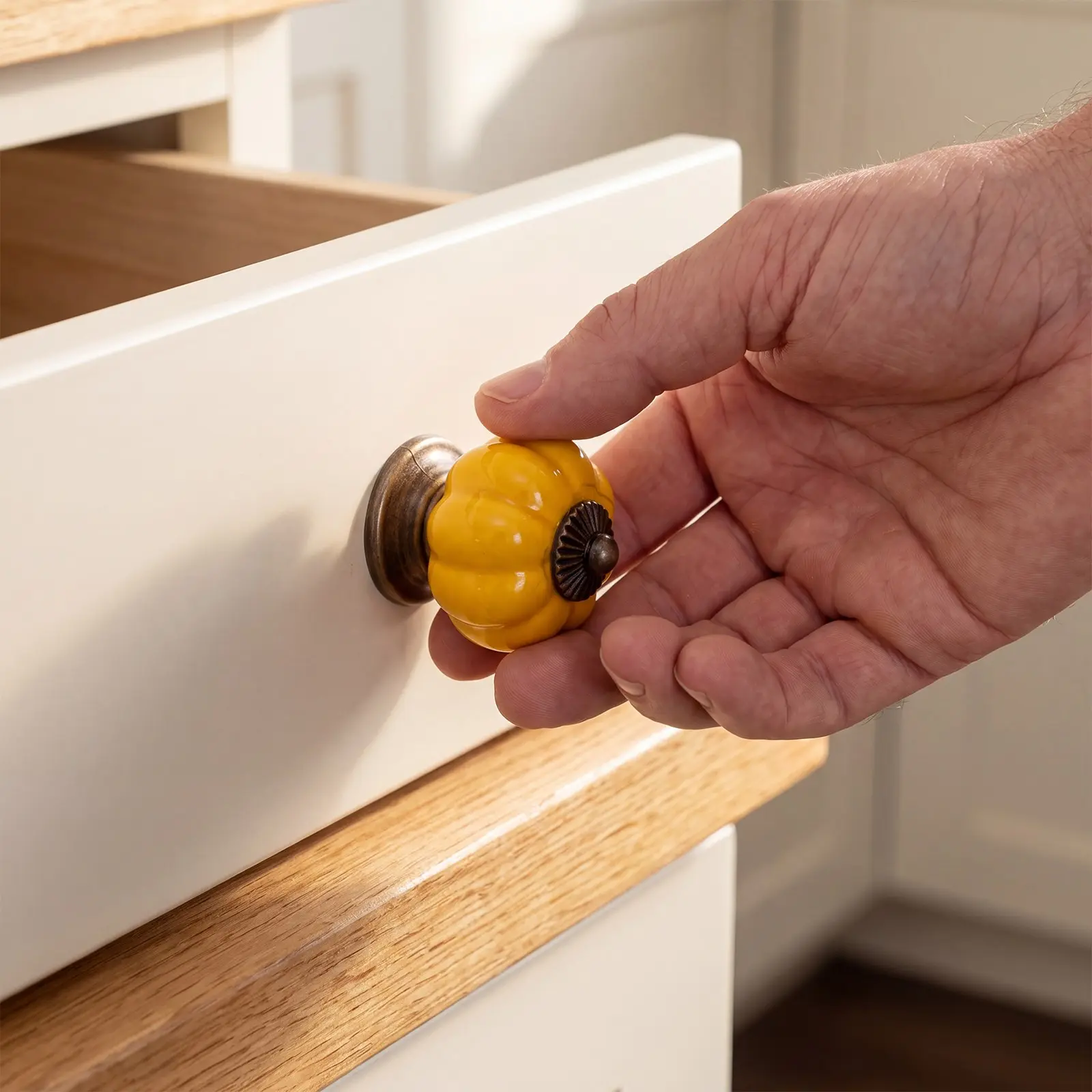 6-Piece Vintage Yellow Pumpkin Plastic Cabinet Knobs Decorative Drawer Pulls for Bathroom Bedroom Kitchen Dresser Fall Thanksgiving Home Decor