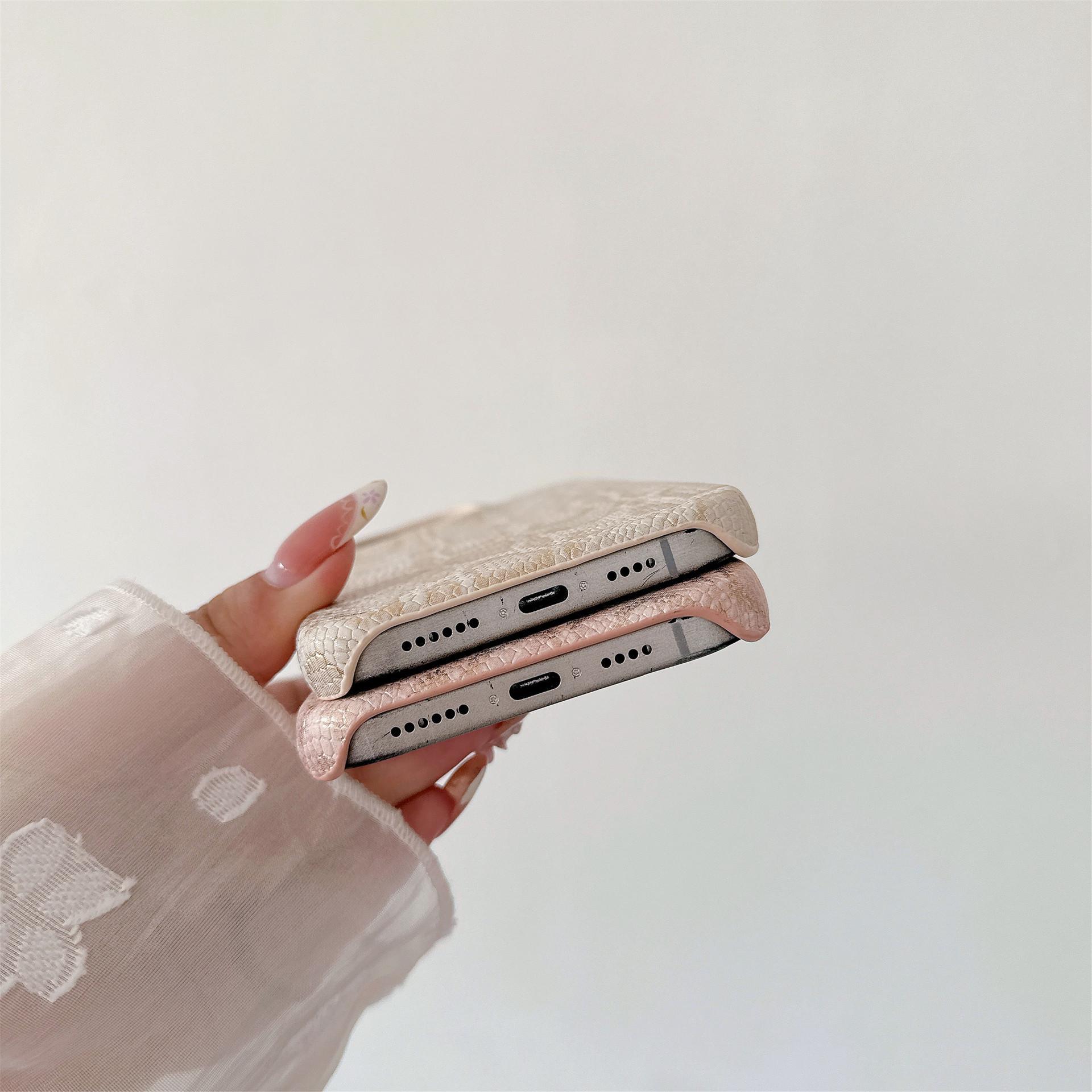 Luxury python skin pattern half-cover case with a high-end feel for iPhone 17 Pro Max/for 16