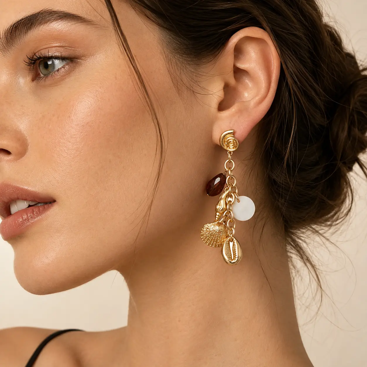 Women's Gold Tone Seashell Charm Drop Earrings, Ocean-Inspired Multi Charm Dangle Statement Earrings with Crystal-Look Accents, Boho Beach Vacation Summer Jewelry for Women,Multi Charm Dangle Design,Seashell-Inspired Charm Design