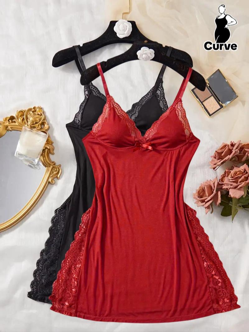 Plus Size Contrast Lace Split Thigh Cami Nightdress, Casual Soft Comfortable Spaghetti Strap Nightgown for Women, Women's Sleepwear for All Seasons