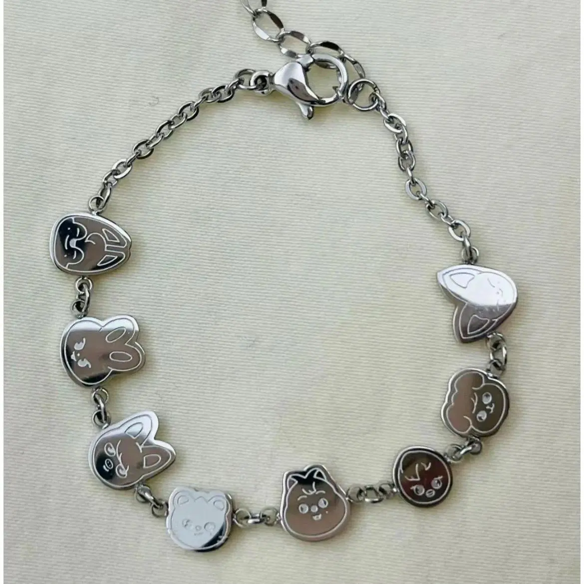 Cartoon Double Charm Bracelet, Adjustable Pull-On Alloy Metal Jewelry for Fans with Double-Sided Pendants, Bracelets, Hand Chain Bracelet