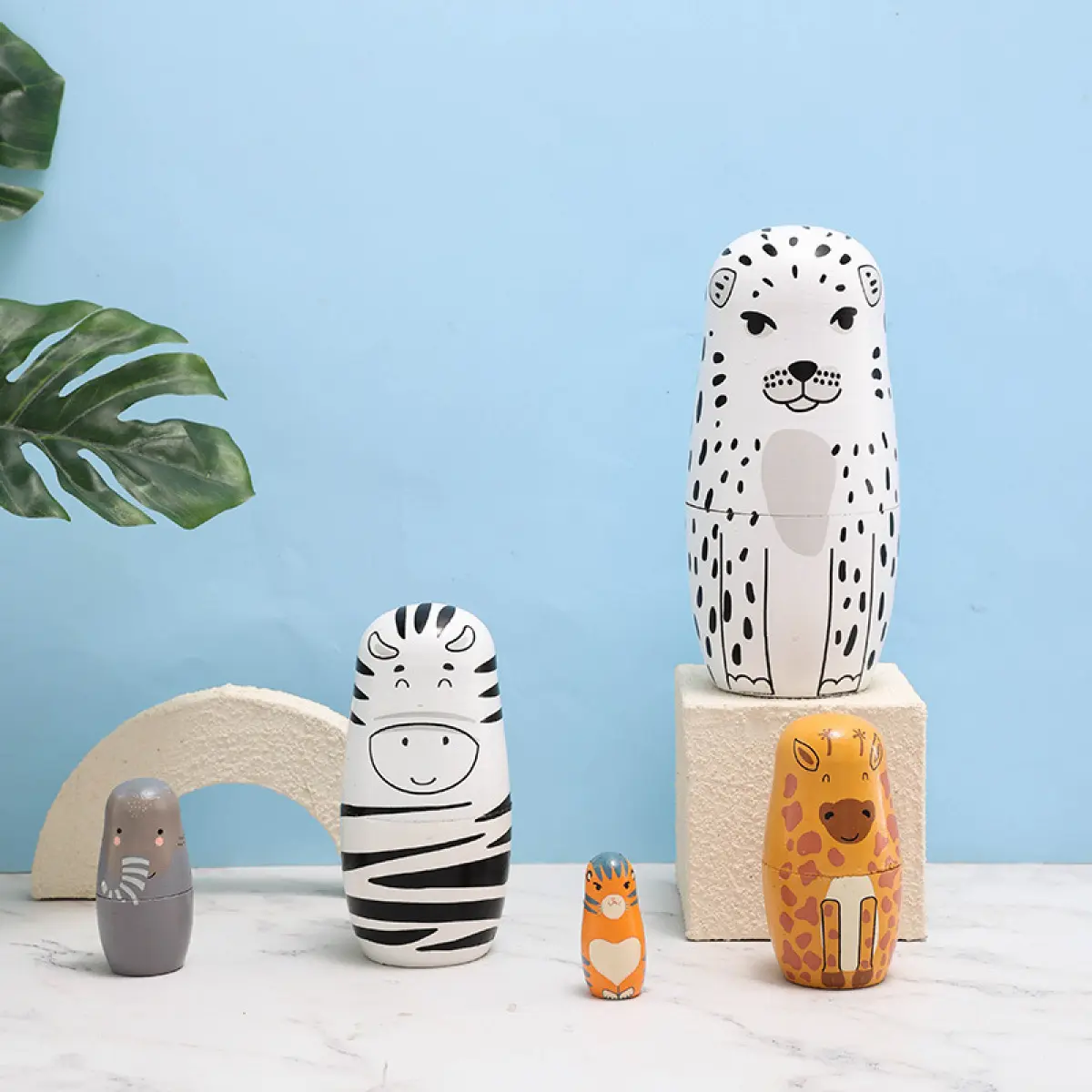 Russian nesting doll with five layers of snow leopard boutique holiday gift, creative home wooden crafts, accessories, ornaments, gifts, 5-layer gift creative gift | Children's Day Gift Toys
