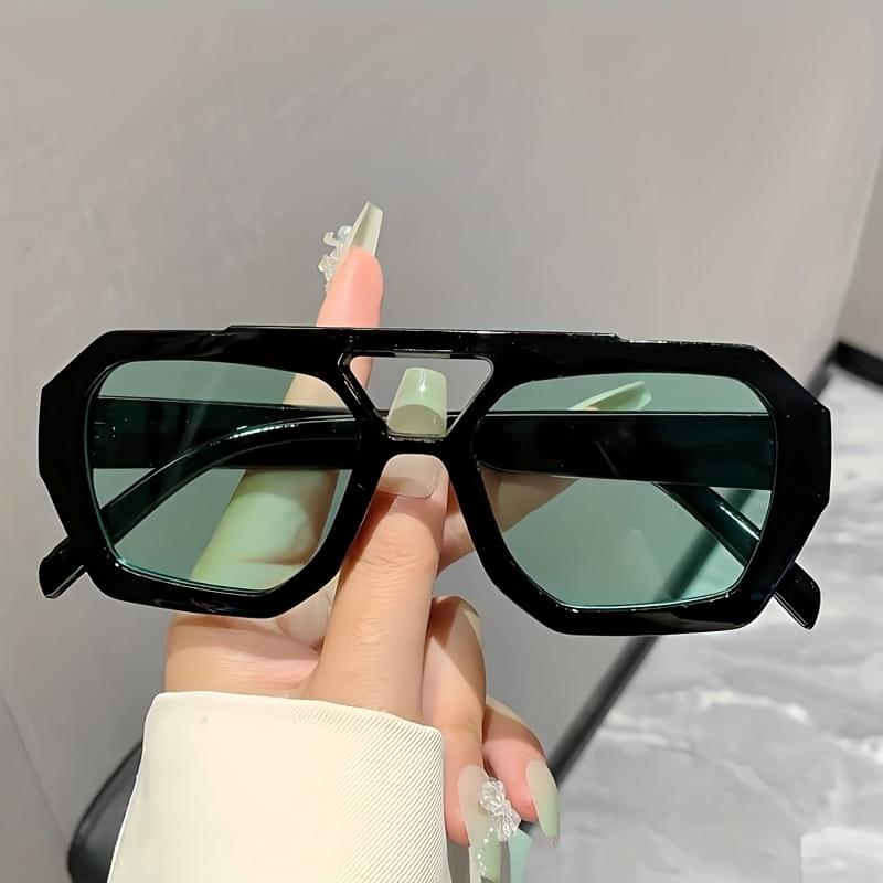 3-Pack Large Rectangular Fashion Eyewear with Gradient Green-to-Blue Lenses, Sturdy Metal Hinges, Suitable for Casual & Formal Attire, Trendy Accessory with Elegant Design and High-Quality Craftsmanship