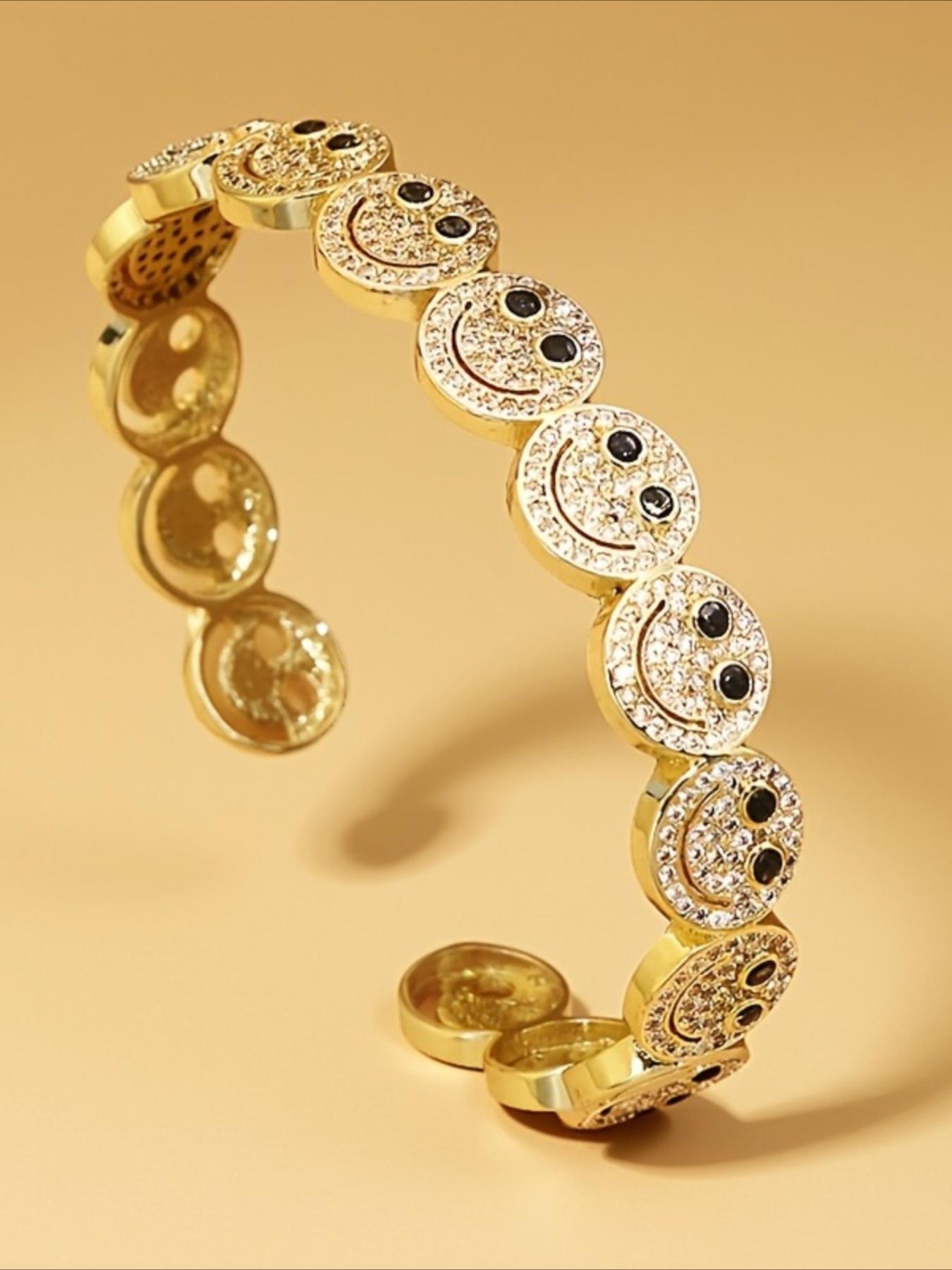 1pcs Cute Smiling Doll Adjustable Opening Bracelet for Women Party Banquet Gift Fashion Luxury Jewelry Elegant Bangle