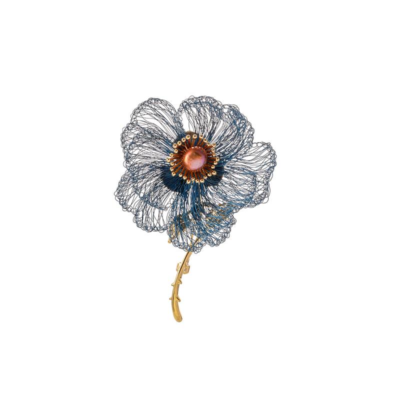 Exquisite Romantic Handmade Floral Brooch - Unique Hand-woven Wire Luxurious Niche Design
