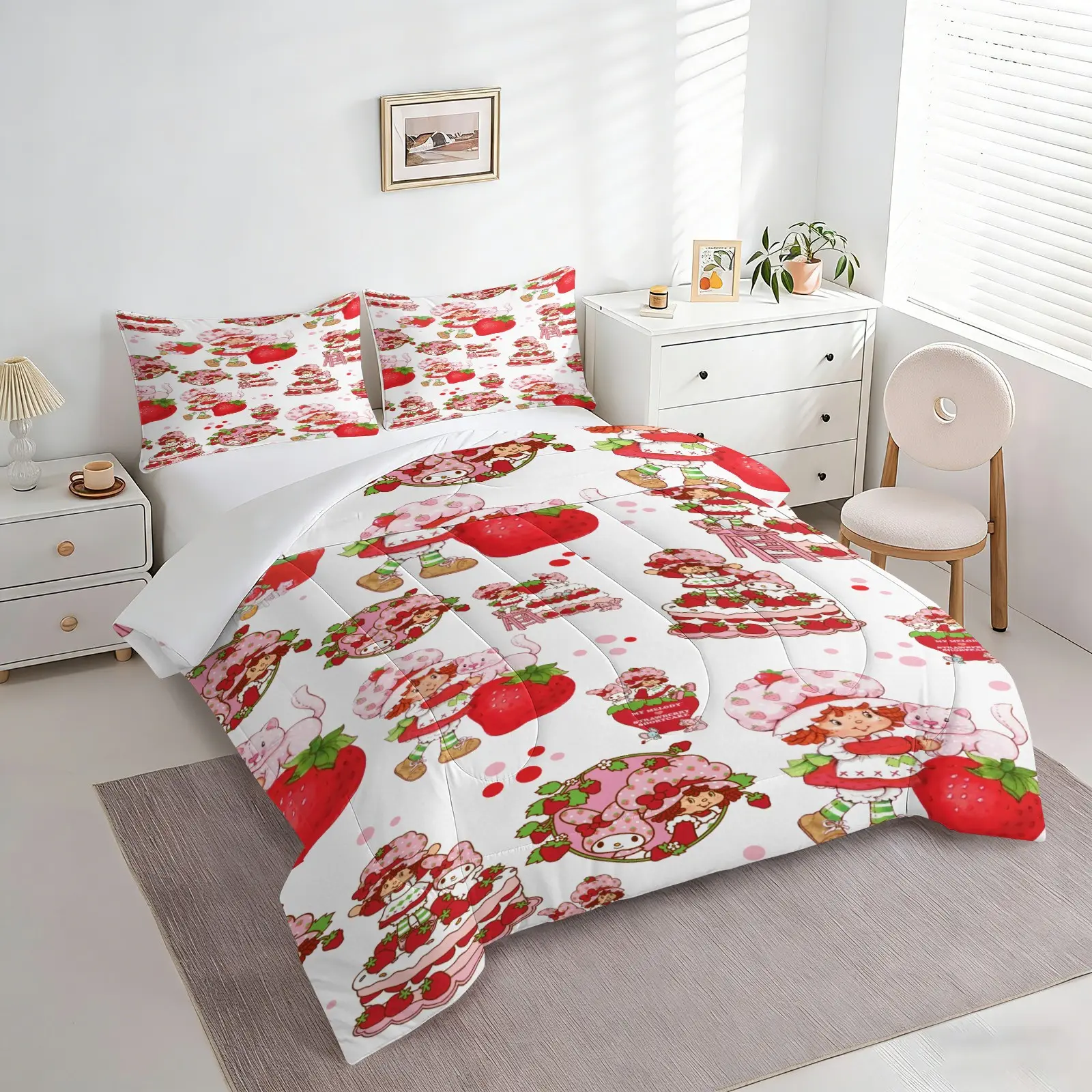 White Background Full Print Strawberry Girl Comforter Bedding Set, 1 Comforter + 1/2 Pillowcases, Cute Strawberry & Kitten Pattern Quilt Set, Cute Patterns, Soft Breathable All Season Y2K Cute Room Decor for Teen Girls & Kids, Machine Washable