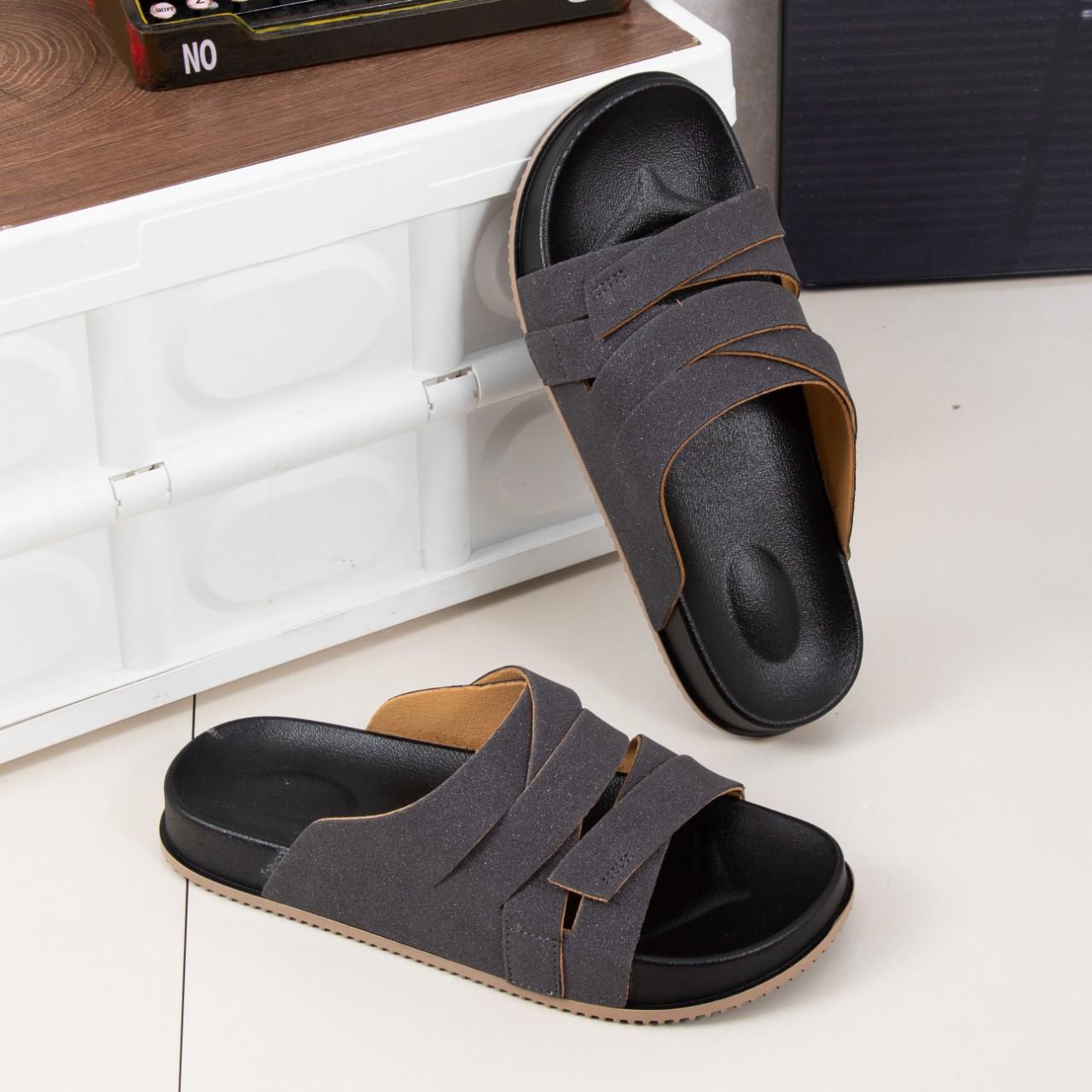 Fashionable men's slippers, new 2026 summer style, light luxury mesh velvet, non-slip, versatile casual beach shoes for outdoor wear, dopamine color scheme.